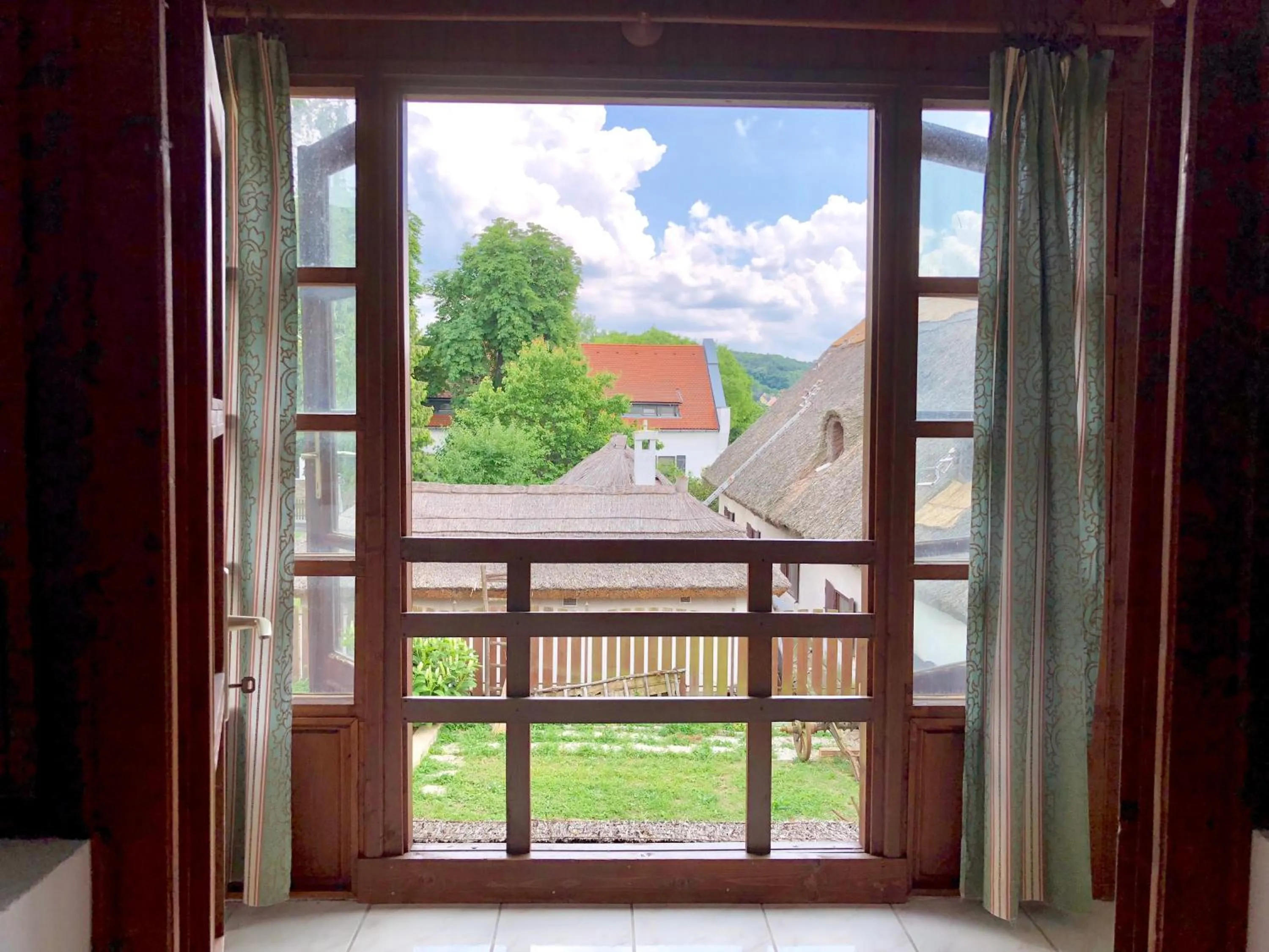 The Houses of History - anno 1830