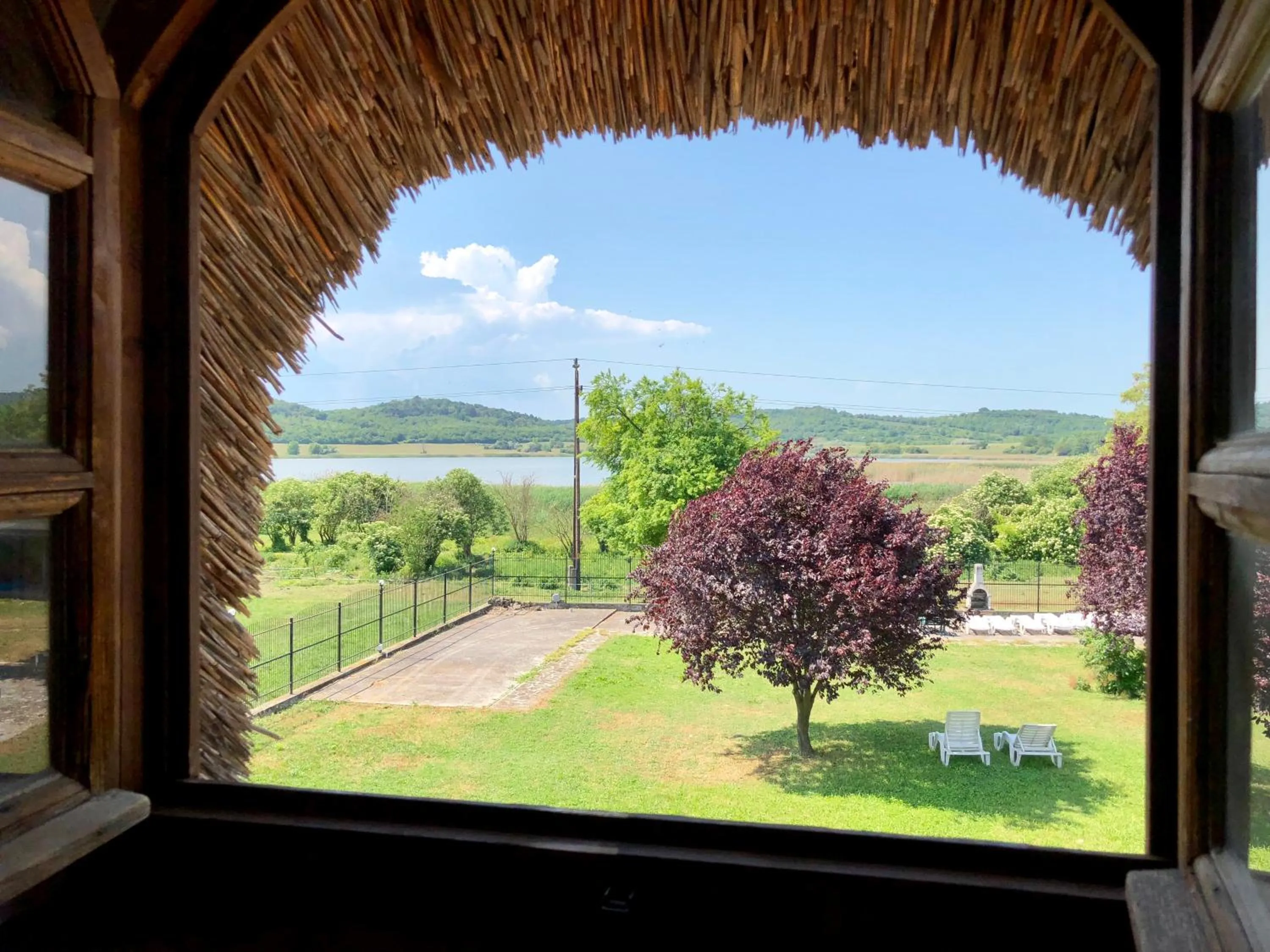 Lake view in The Houses of History - anno 1830