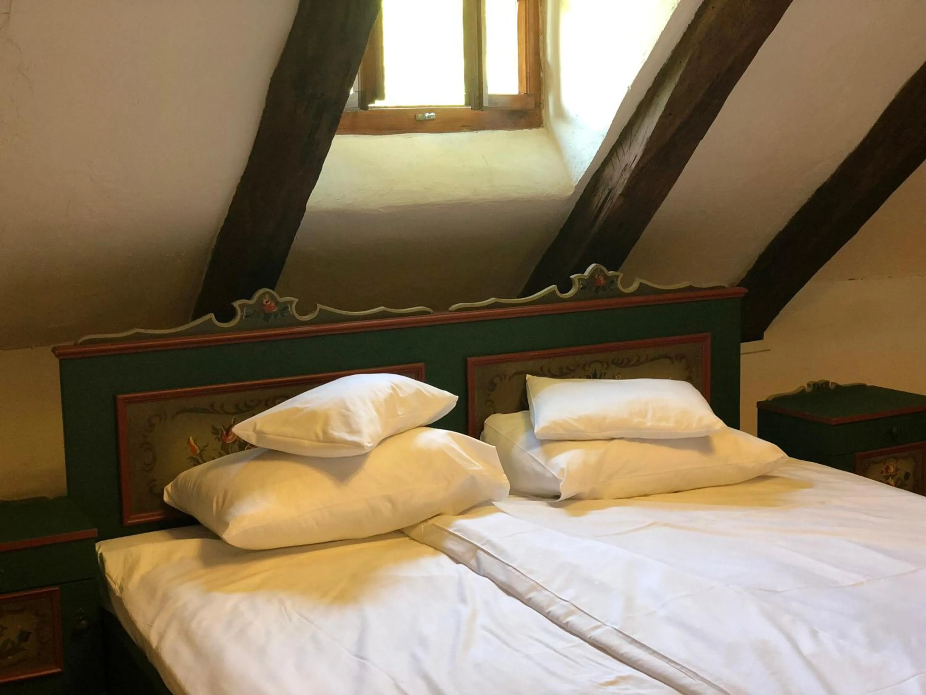 Bed in The Houses of History - anno 1830