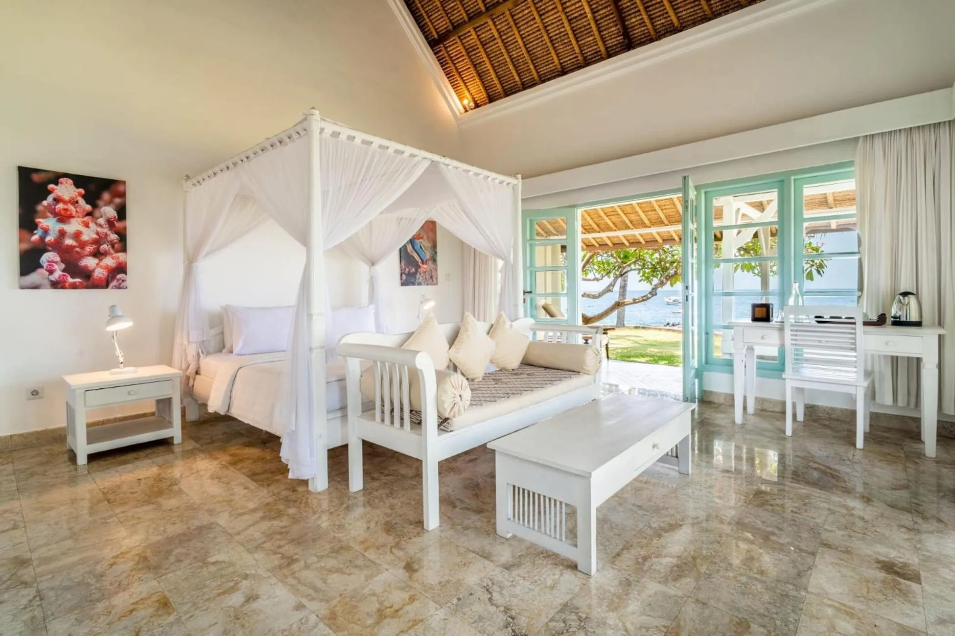 Bedroom, Bed in Scuba Seraya Resort