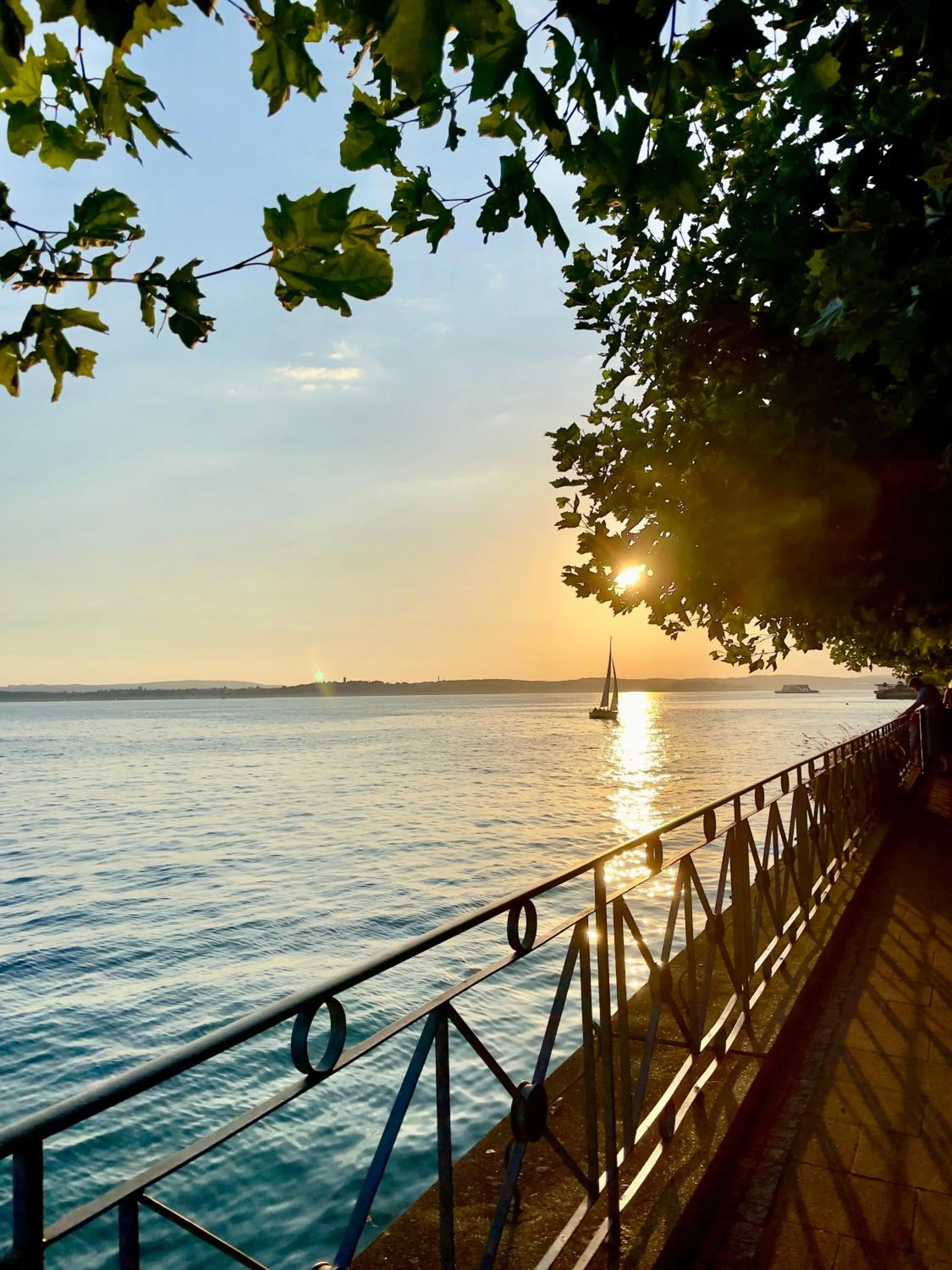 Sunset in Gästehaus AM HAFEN