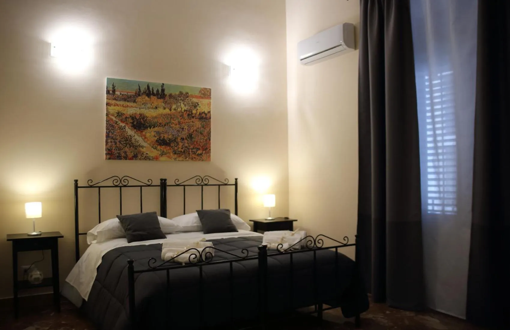 Bed in Mantegna Rooms