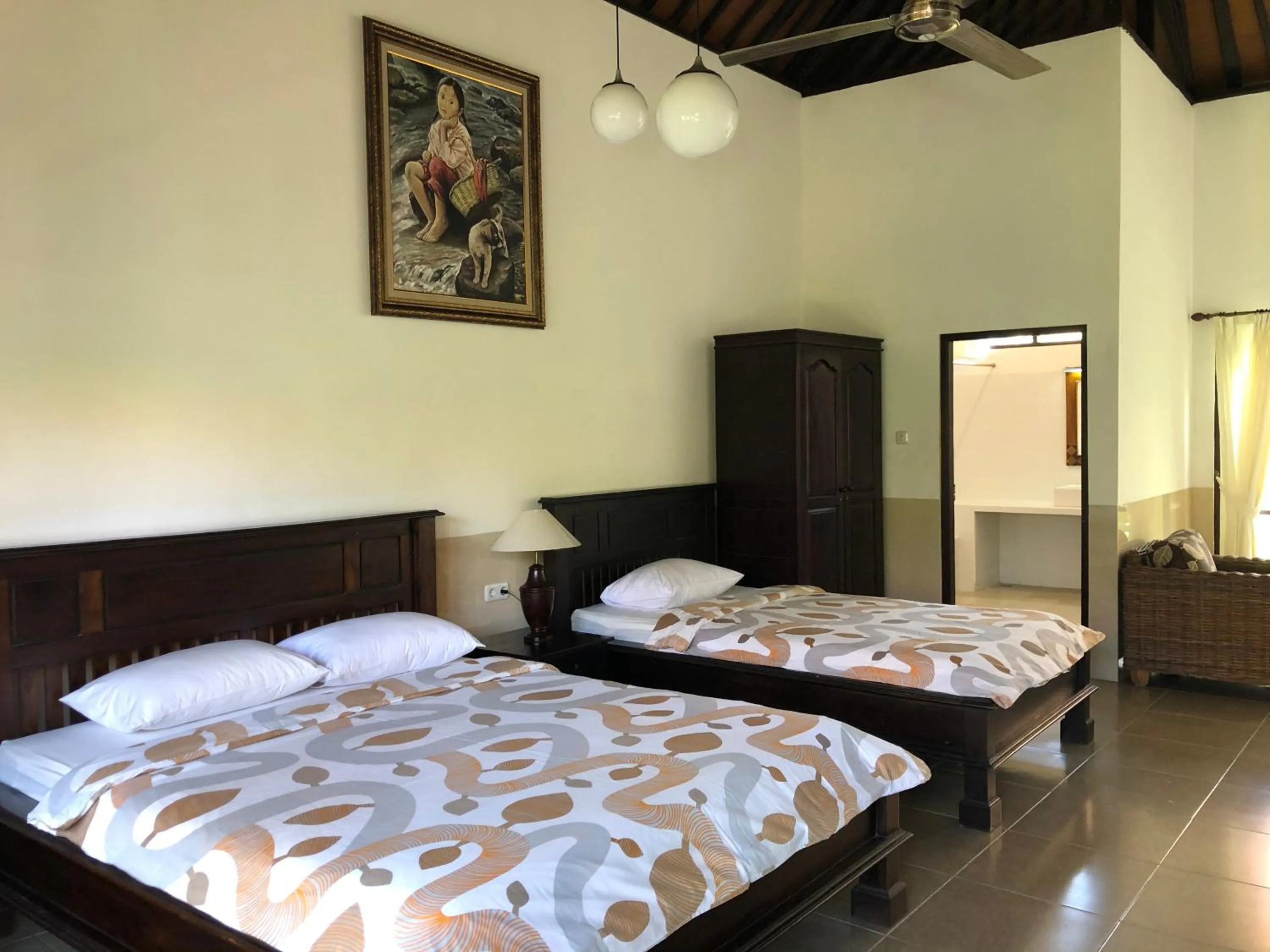 Bed in Liberty Dive Resort