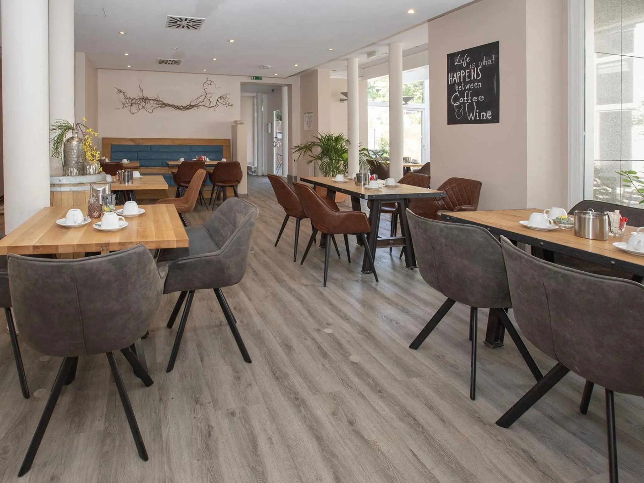 Breakfast in DORMERO Hotel Bargenturm Lüneburg