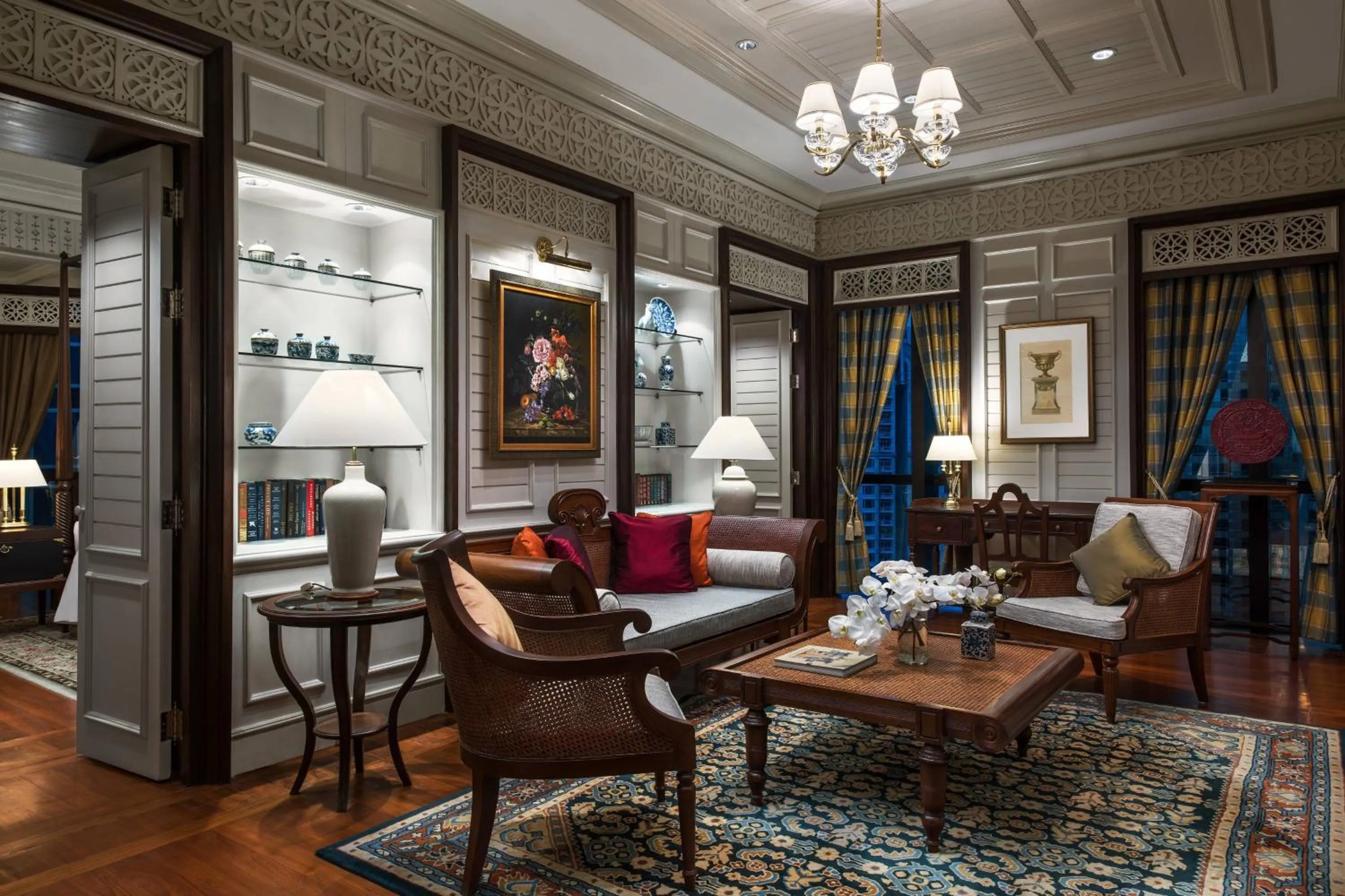 Living room in The Athenee Hotel, a Luxury Collection Hotel, Bangkok