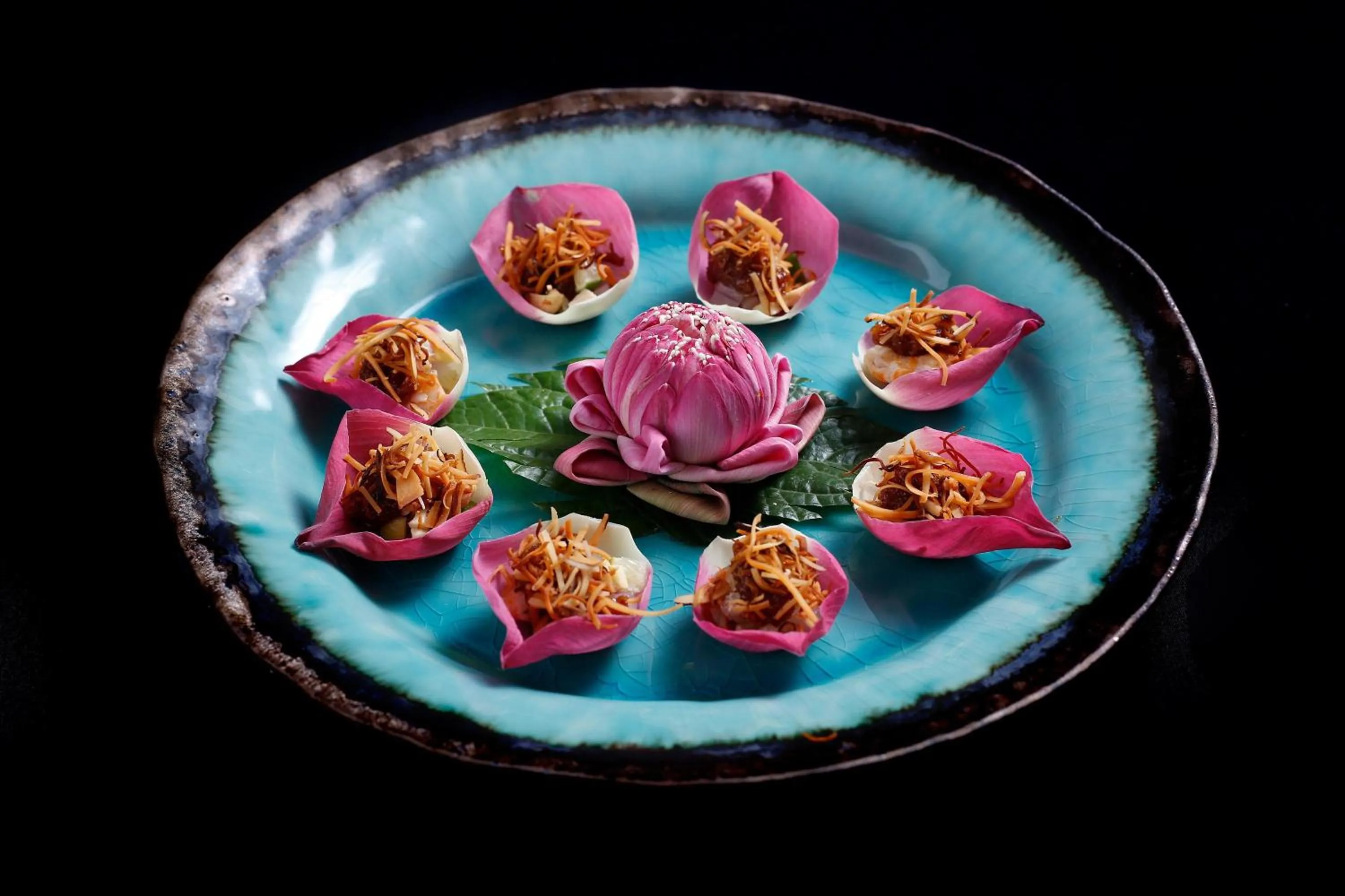 Restaurant/places to eat in The Athenee Hotel, a Luxury Collection Hotel, Bangkok