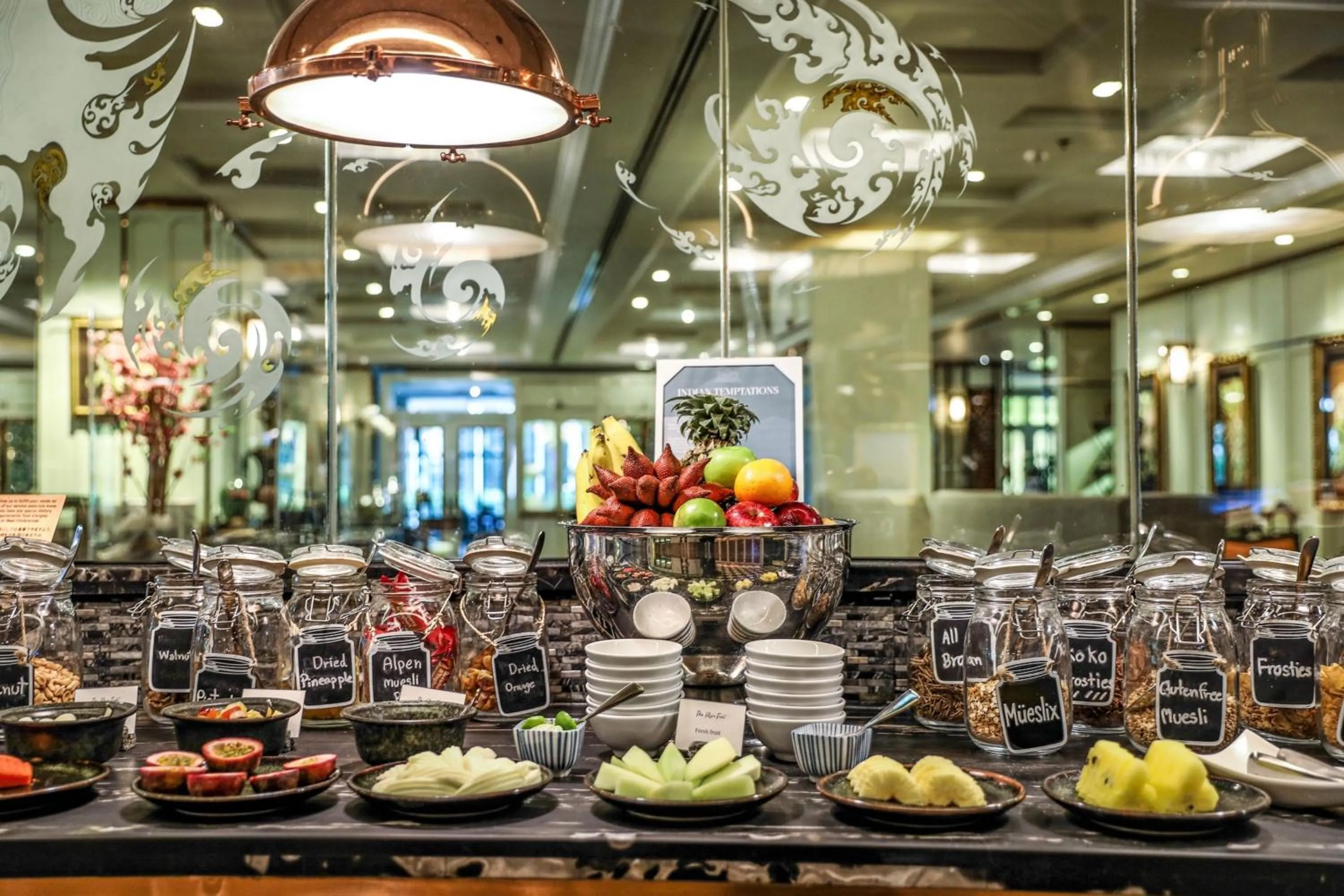 Breakfast in The Athenee Hotel, a Luxury Collection Hotel, Bangkok