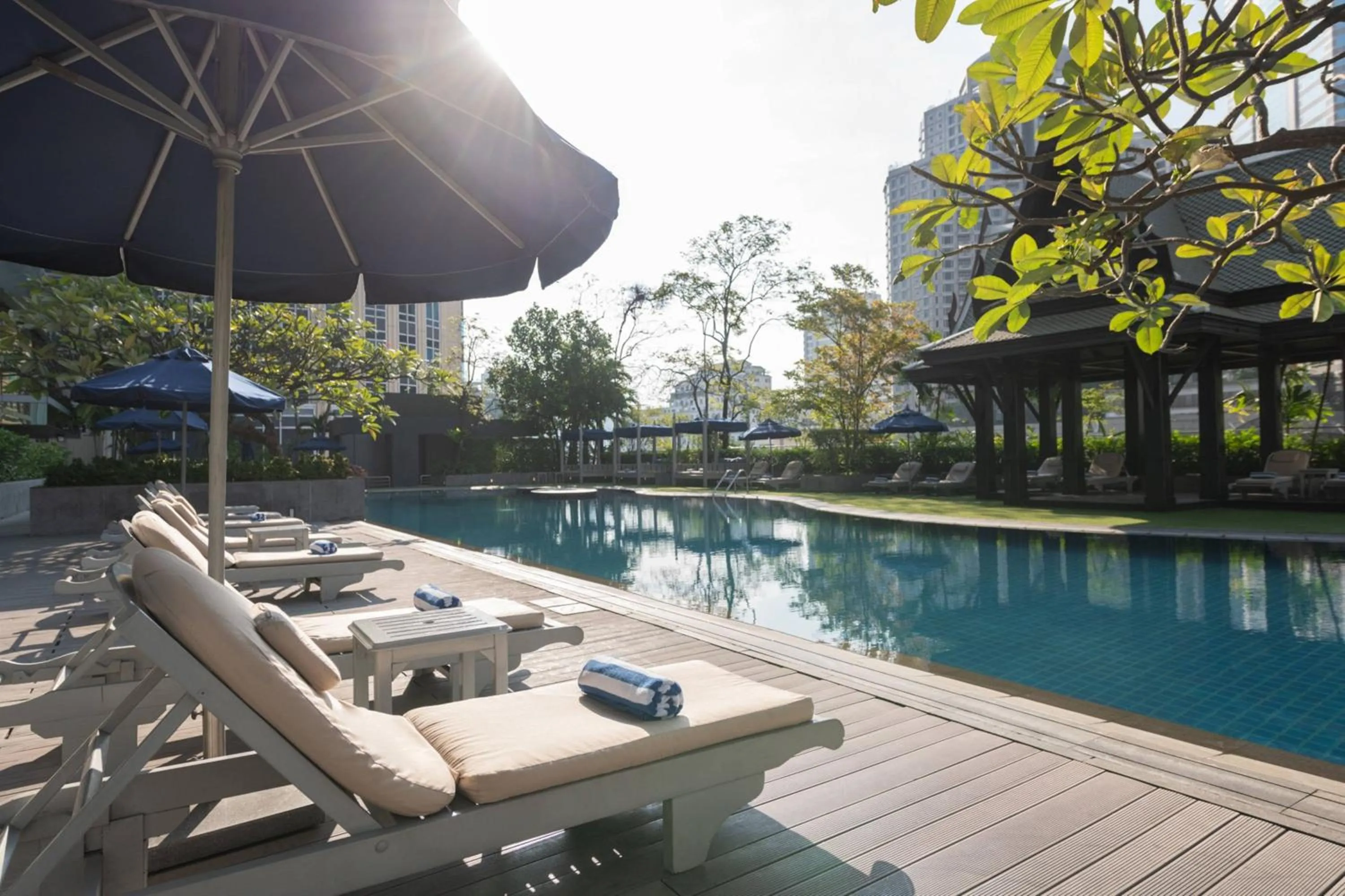 Swimming pool in The Athenee Hotel, a Luxury Collection Hotel, Bangkok