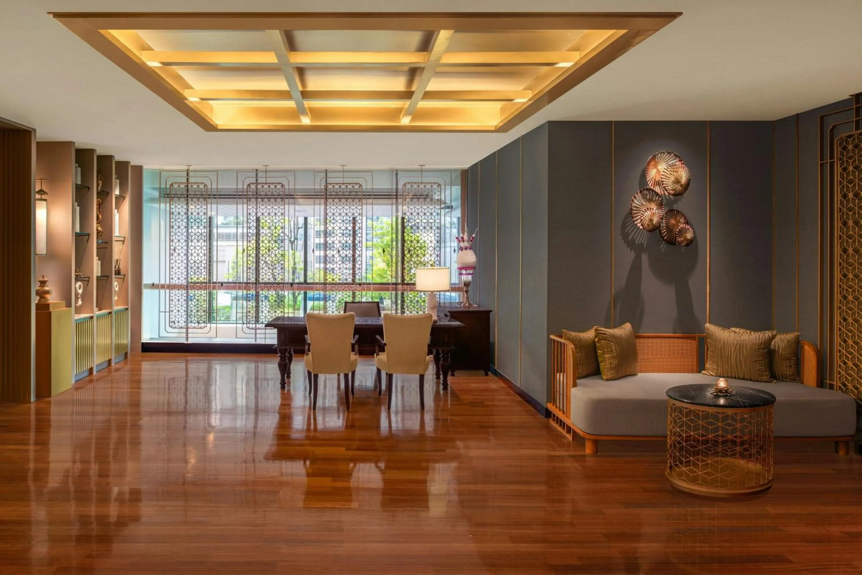 Lobby or reception in The Athenee Hotel, a Luxury Collection Hotel, Bangkok