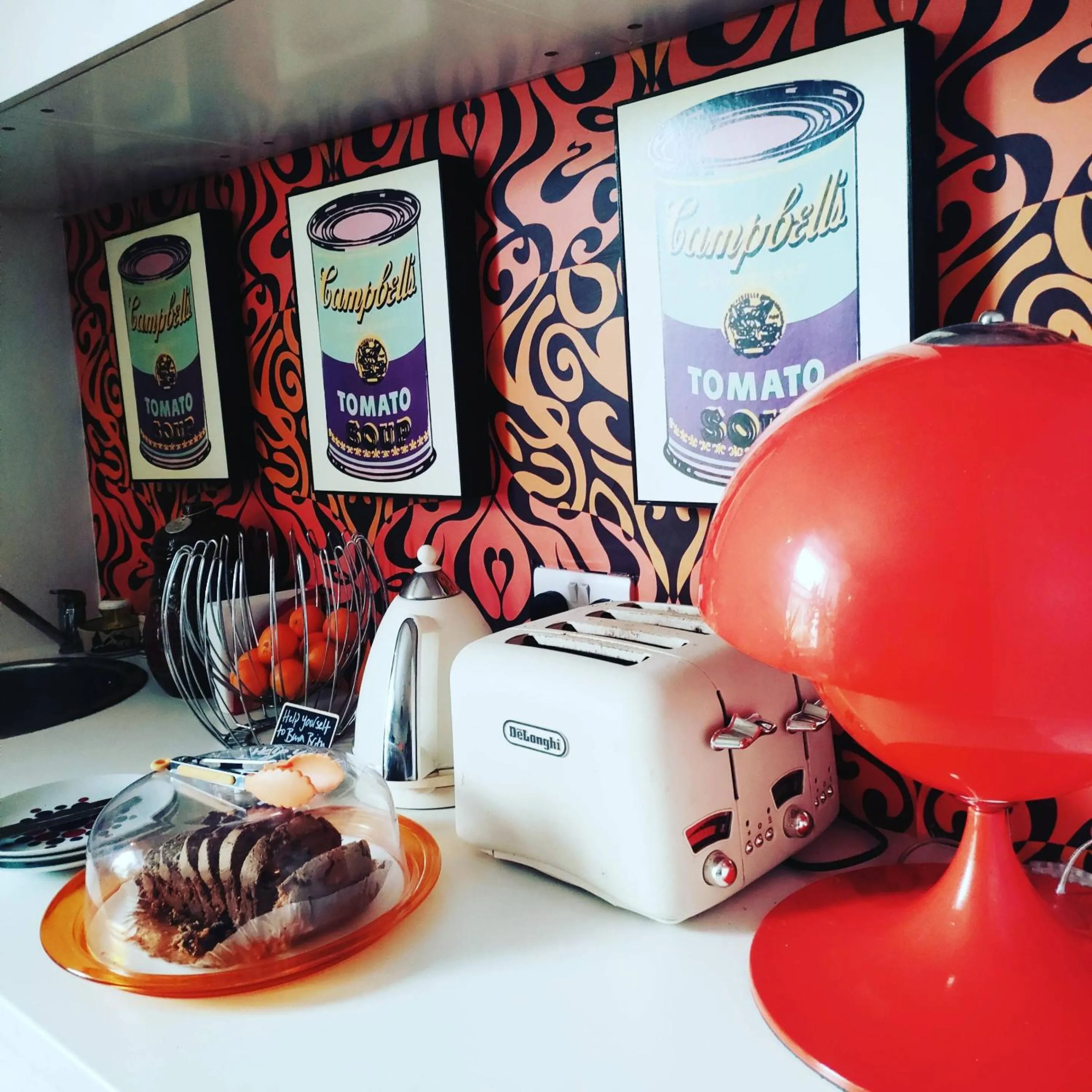 Kitchen or kitchenette in Number 18