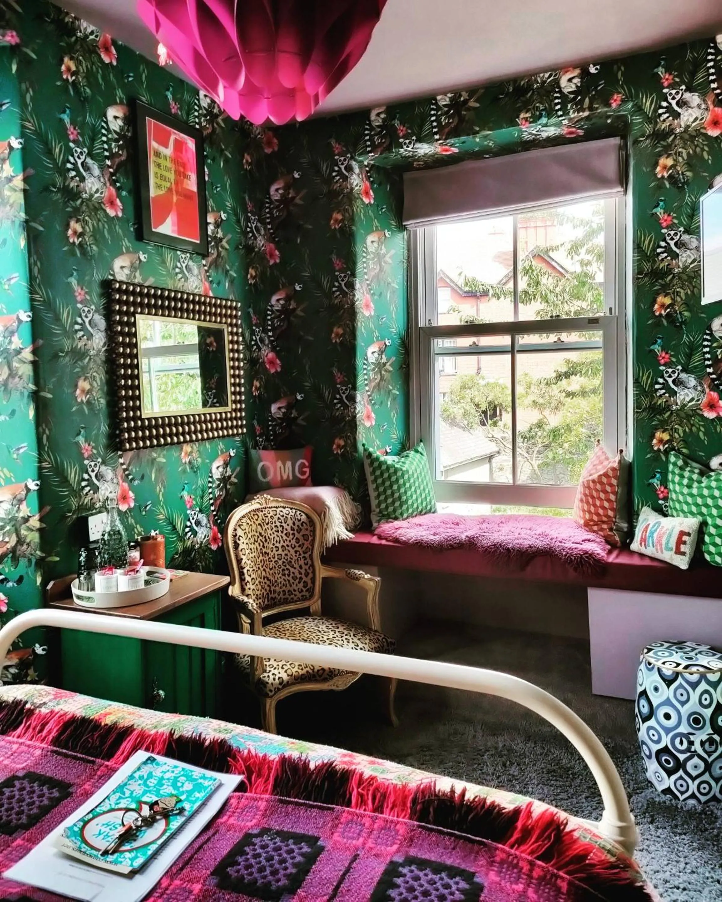 Seating area, Bed in Number 18