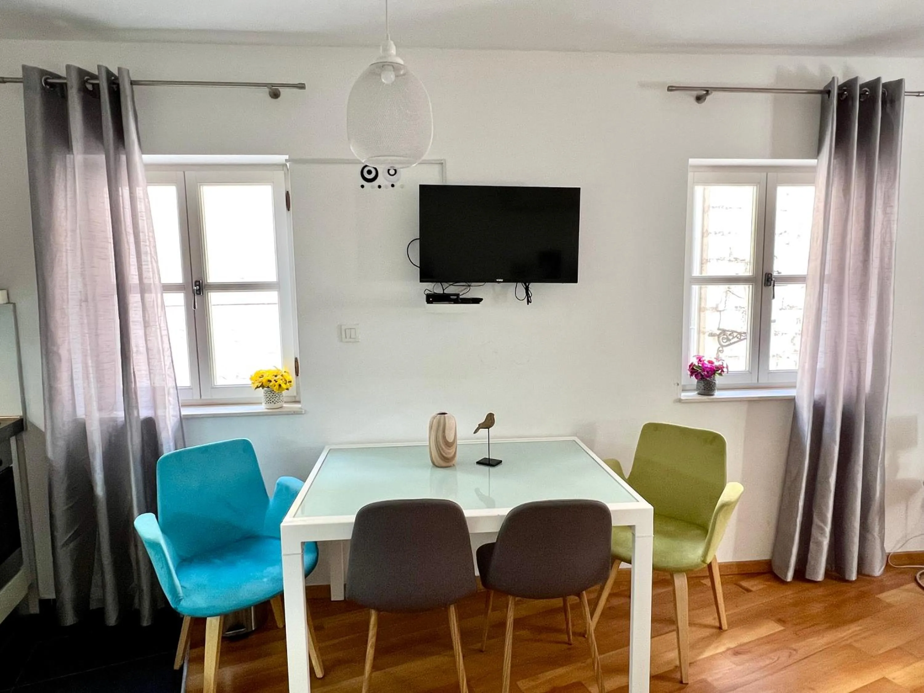 TV and multimedia in Villa Daky