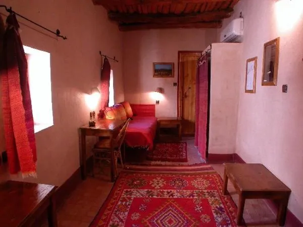 Photo of the whole room, Bed in Gite Elkhorbat