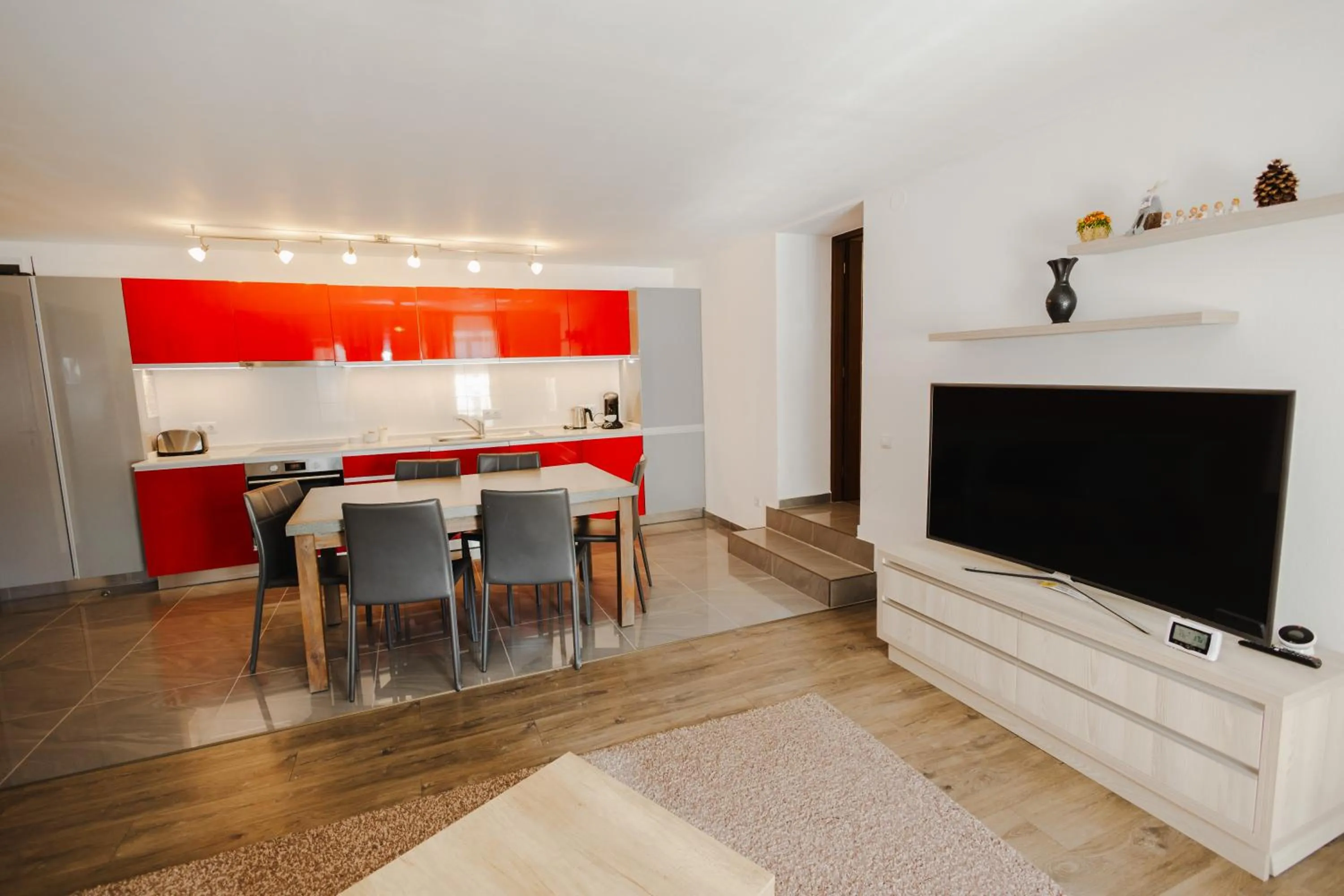 Communal lounge/ TV room in Casa Nicolae Luxury Suites