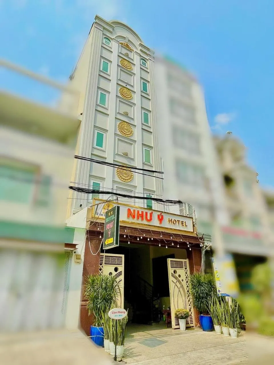 Property building in Nhu Y Hotel