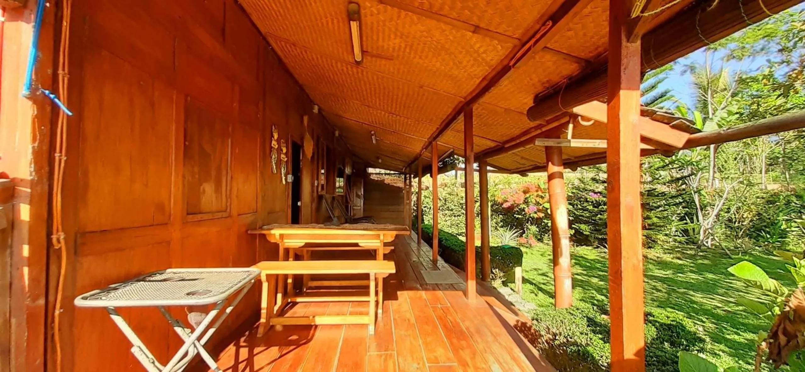 Balcony/Terrace in Villa Sumbing Indah