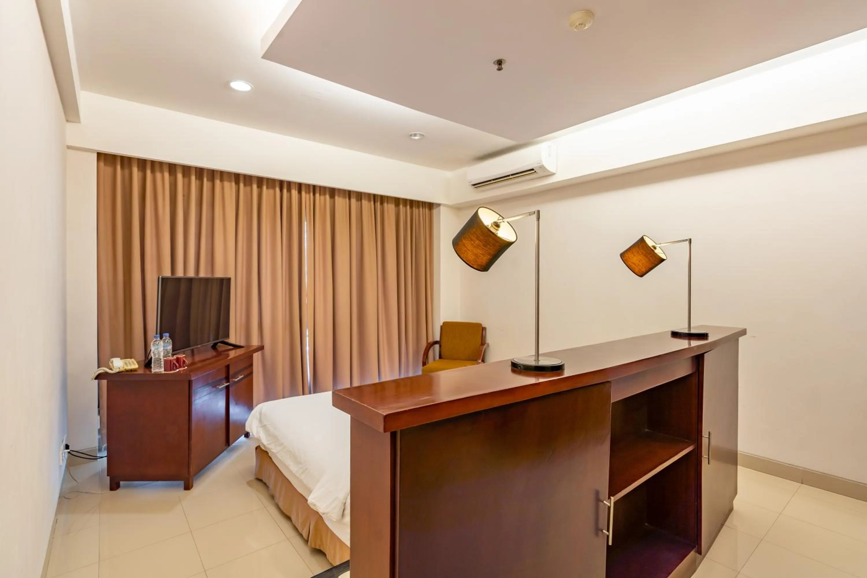 Bed in Bintang Flores Hotel