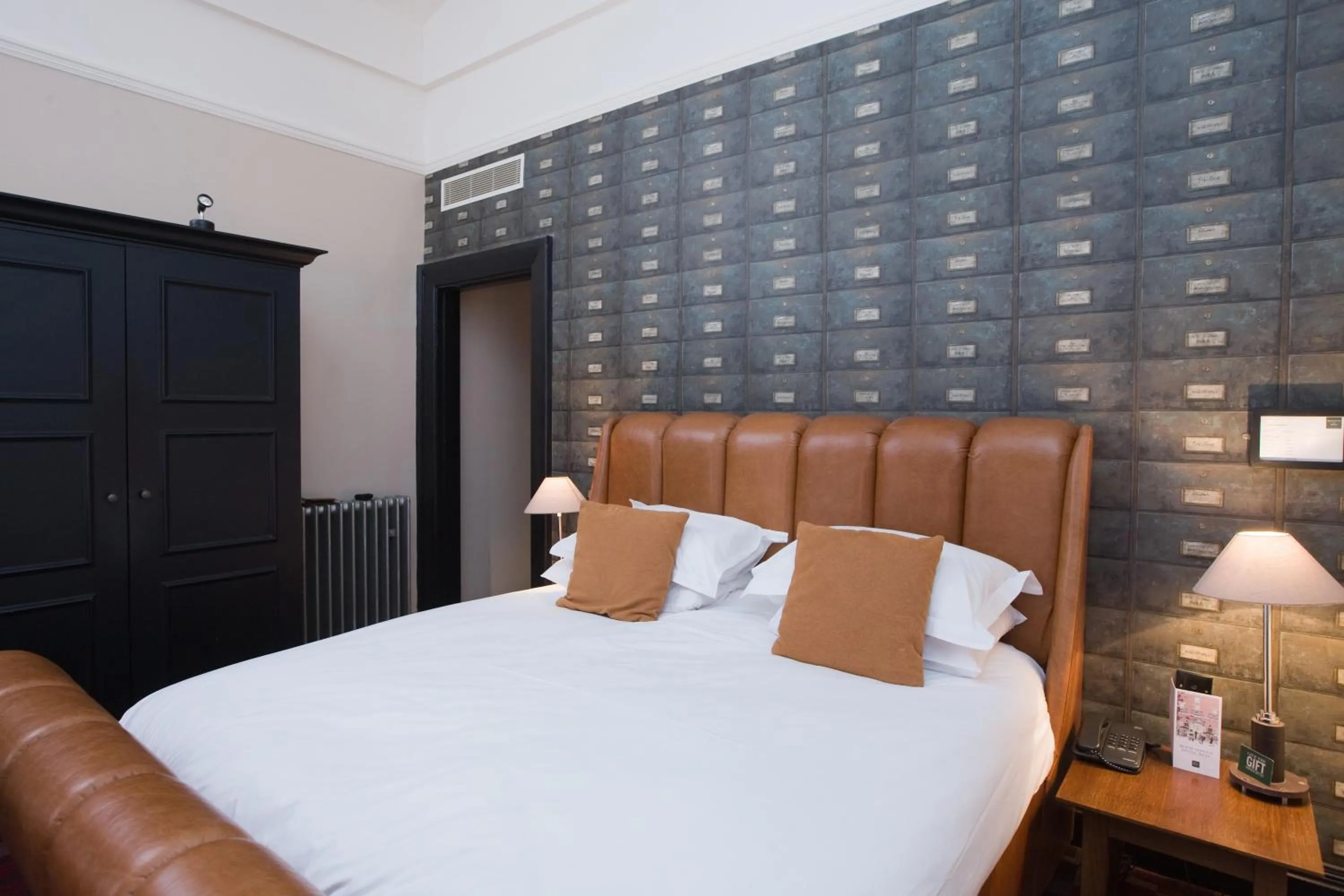 Bed in Hotel du Vin Birmingham