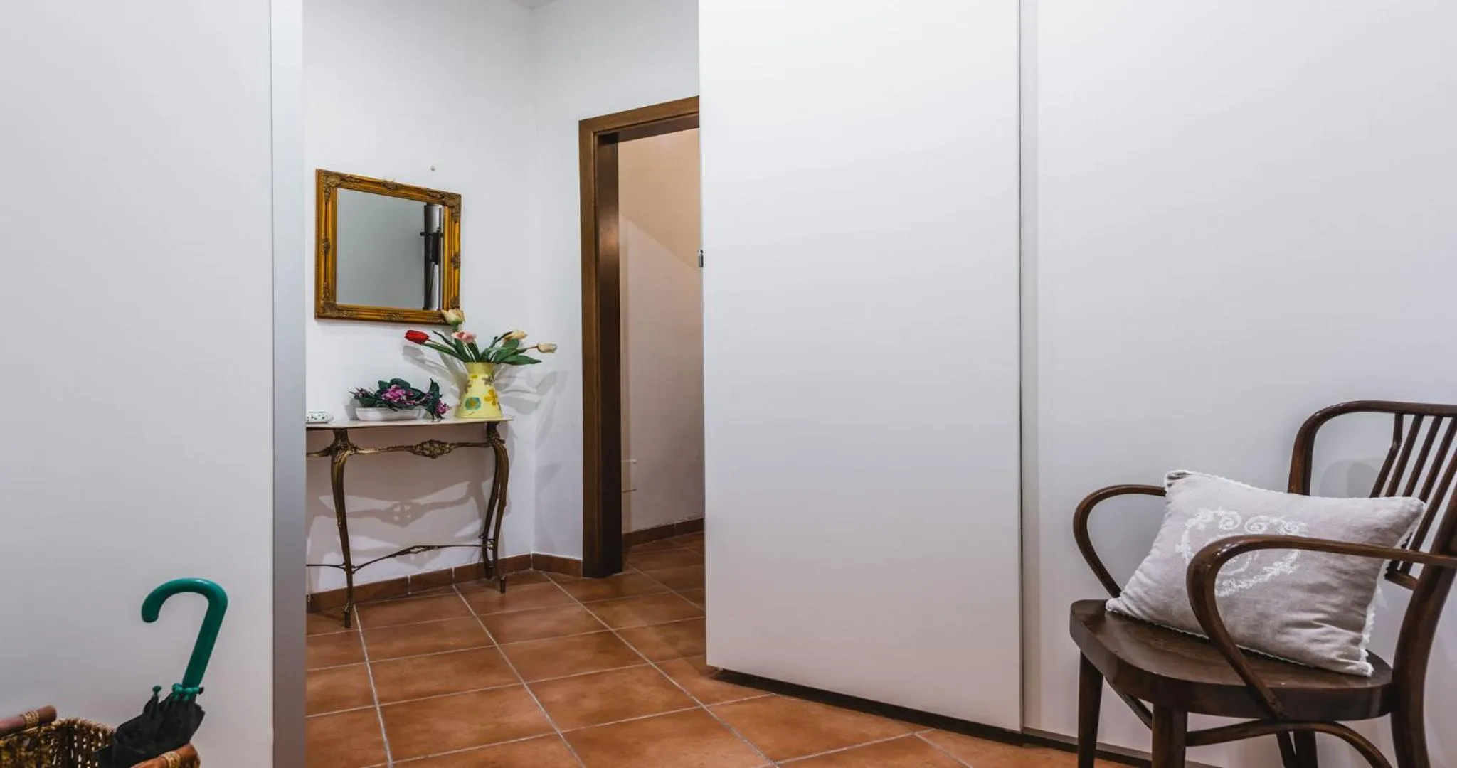 hair dresser in Dream Holiday Ortigia