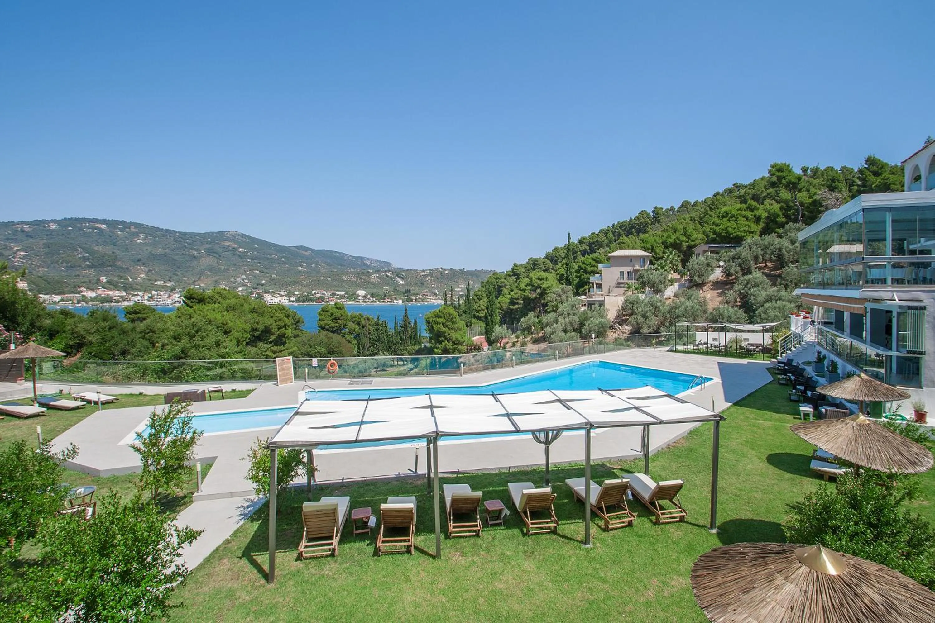 Pool view in Hotel Punta