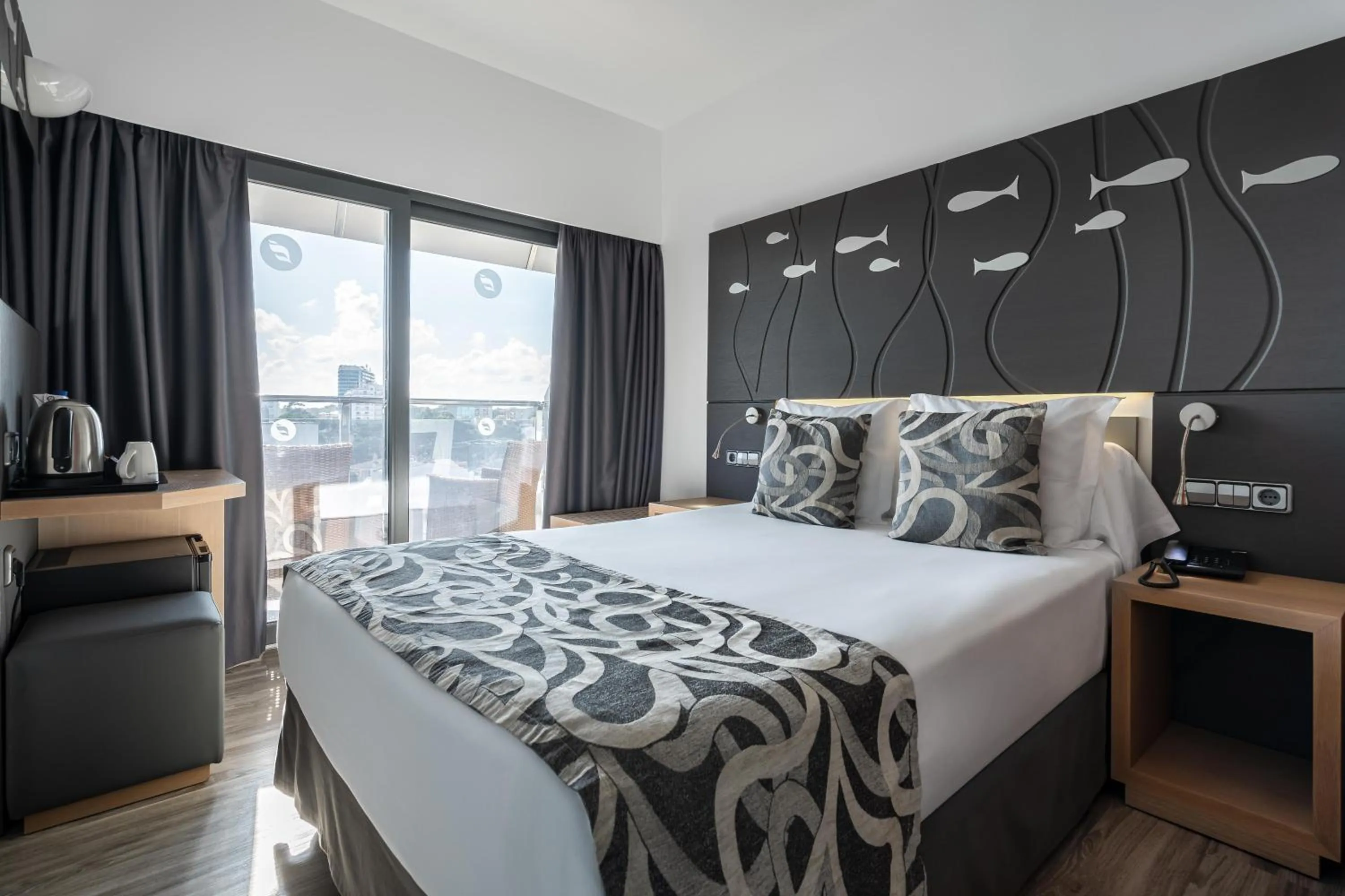 Photo of the whole room, Bed in Hotel THB Gran Bahía