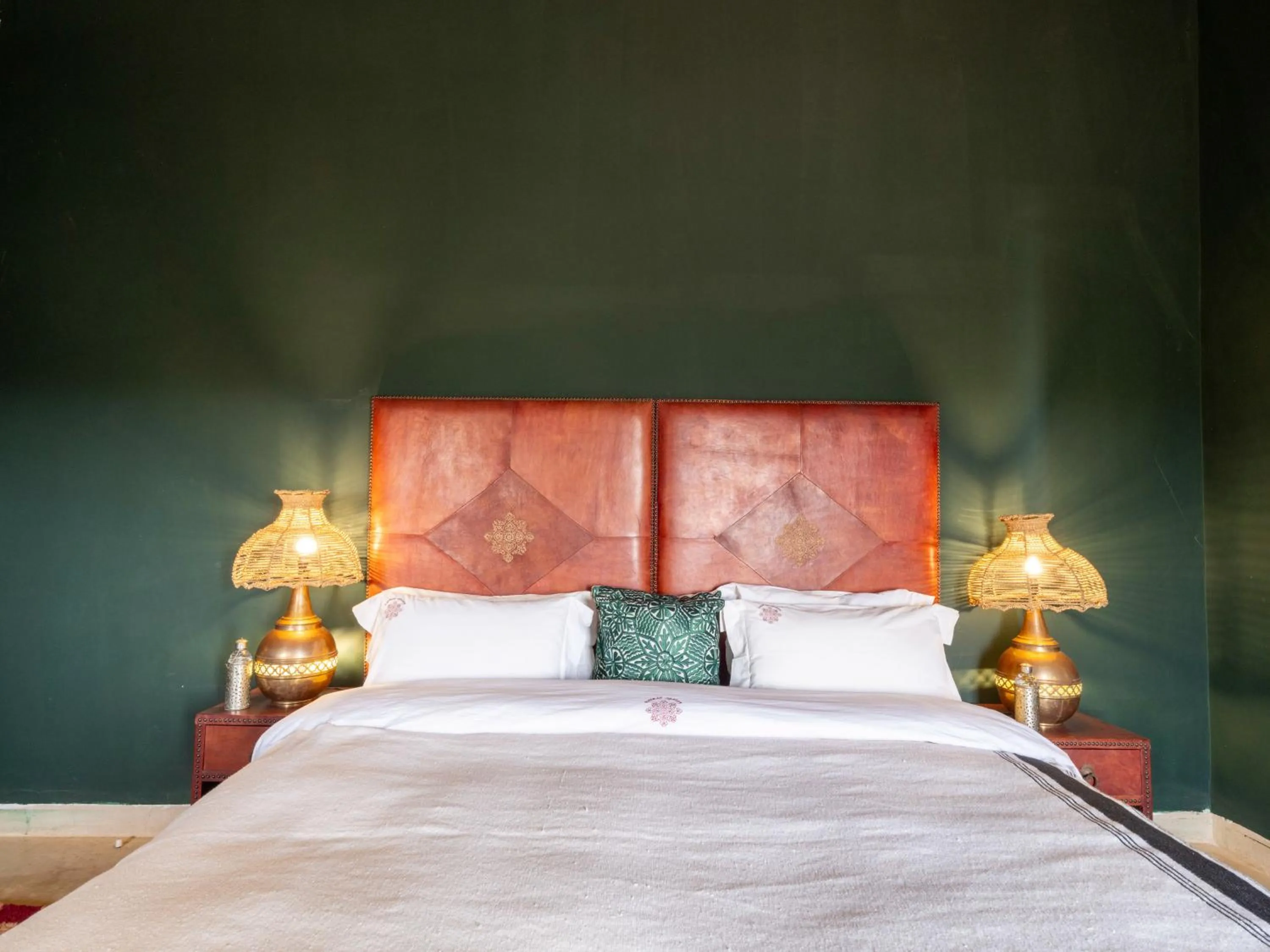 Bed in Kasbah Agafay Hotel & Spa