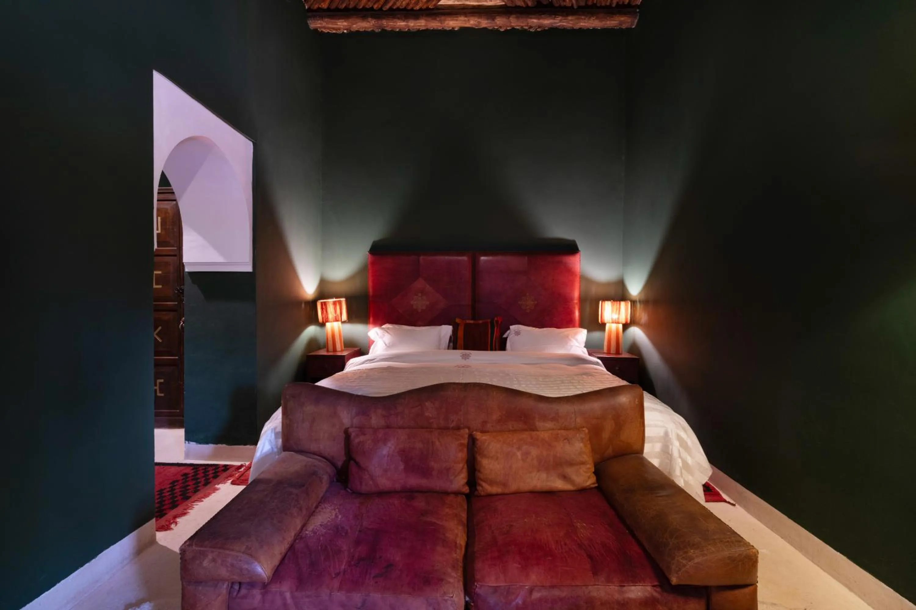 Bed in Kasbah Agafay Hotel & Spa