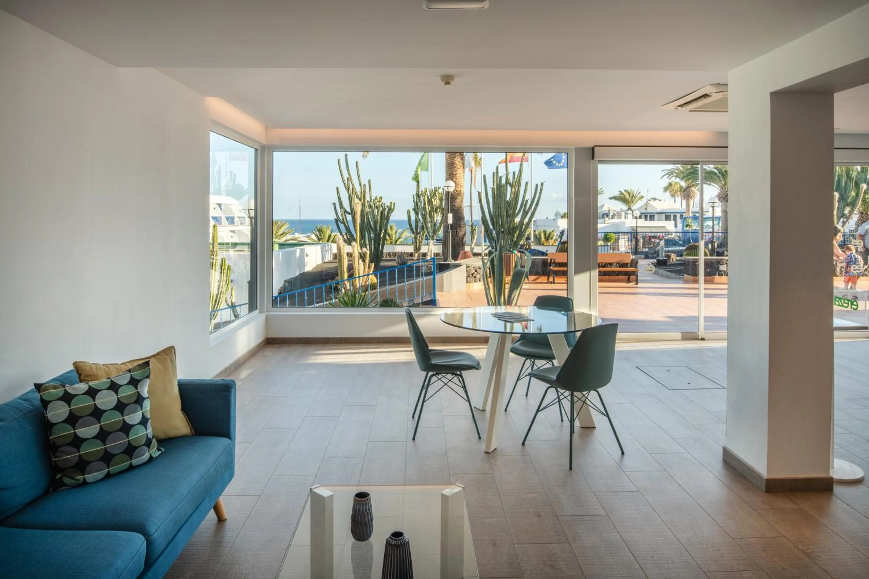 Lobby or reception in Ereza Apartamentos Los Hibiscos - Adults Only