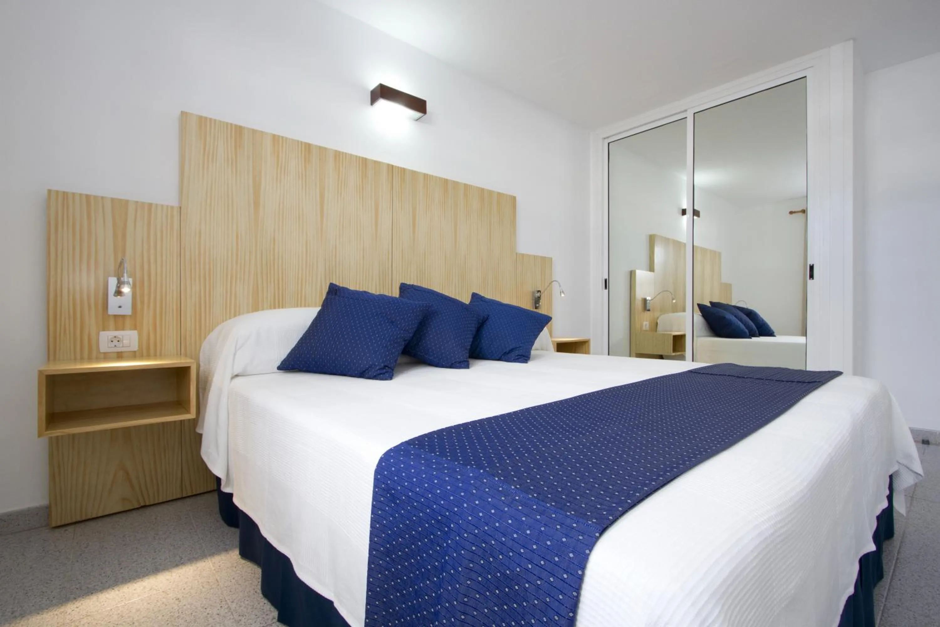 Bed in Ereza Apartamentos Los Hibiscos - Adults Only