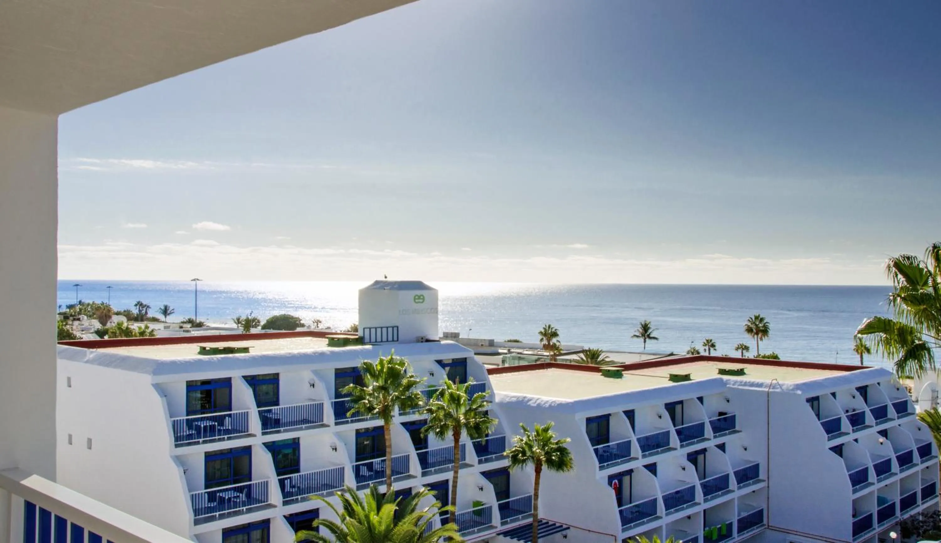 Property building in Ereza Apartamentos Los Hibiscos - Adults Only