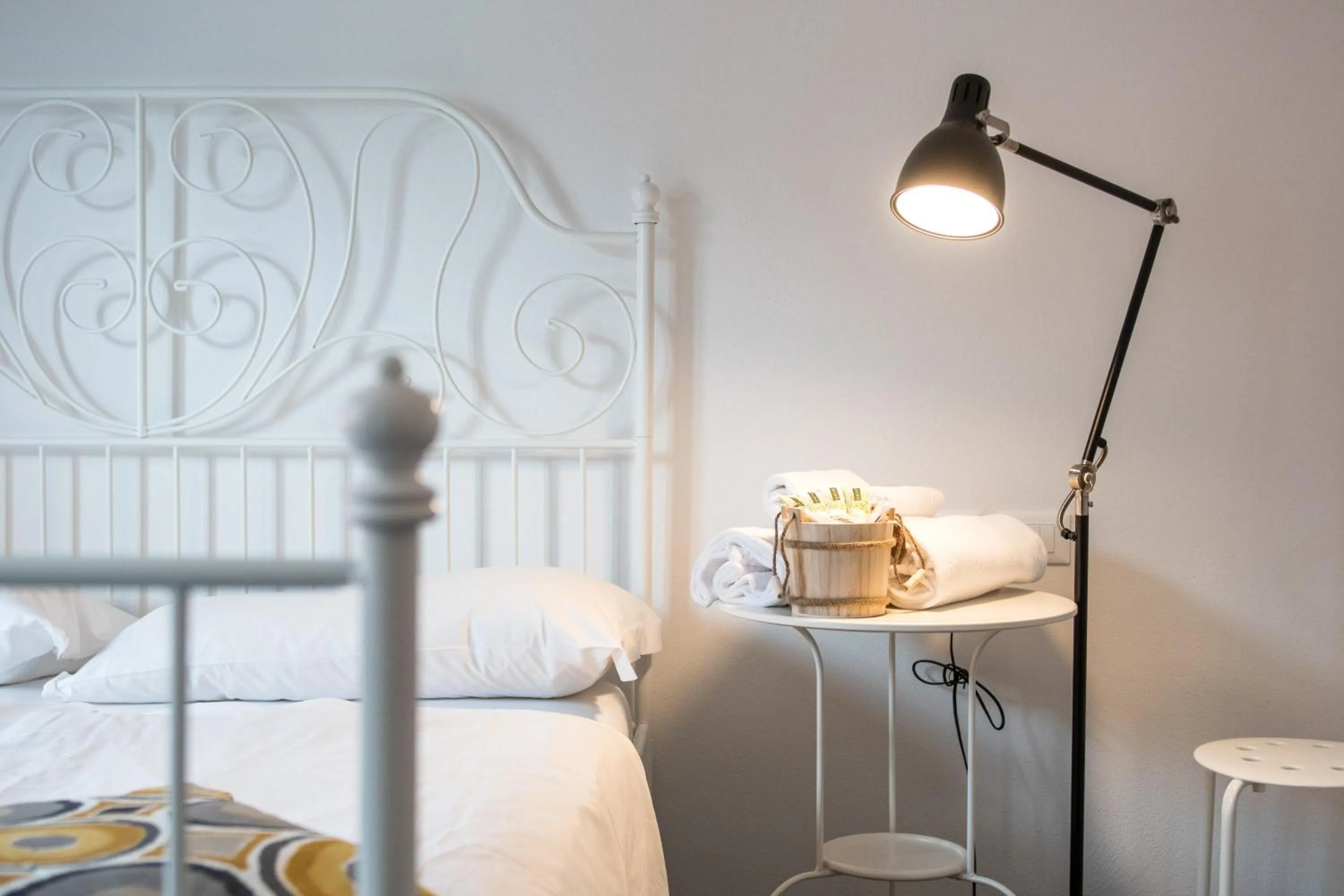 Decorative detail, Bed in Hotel Villa Rina