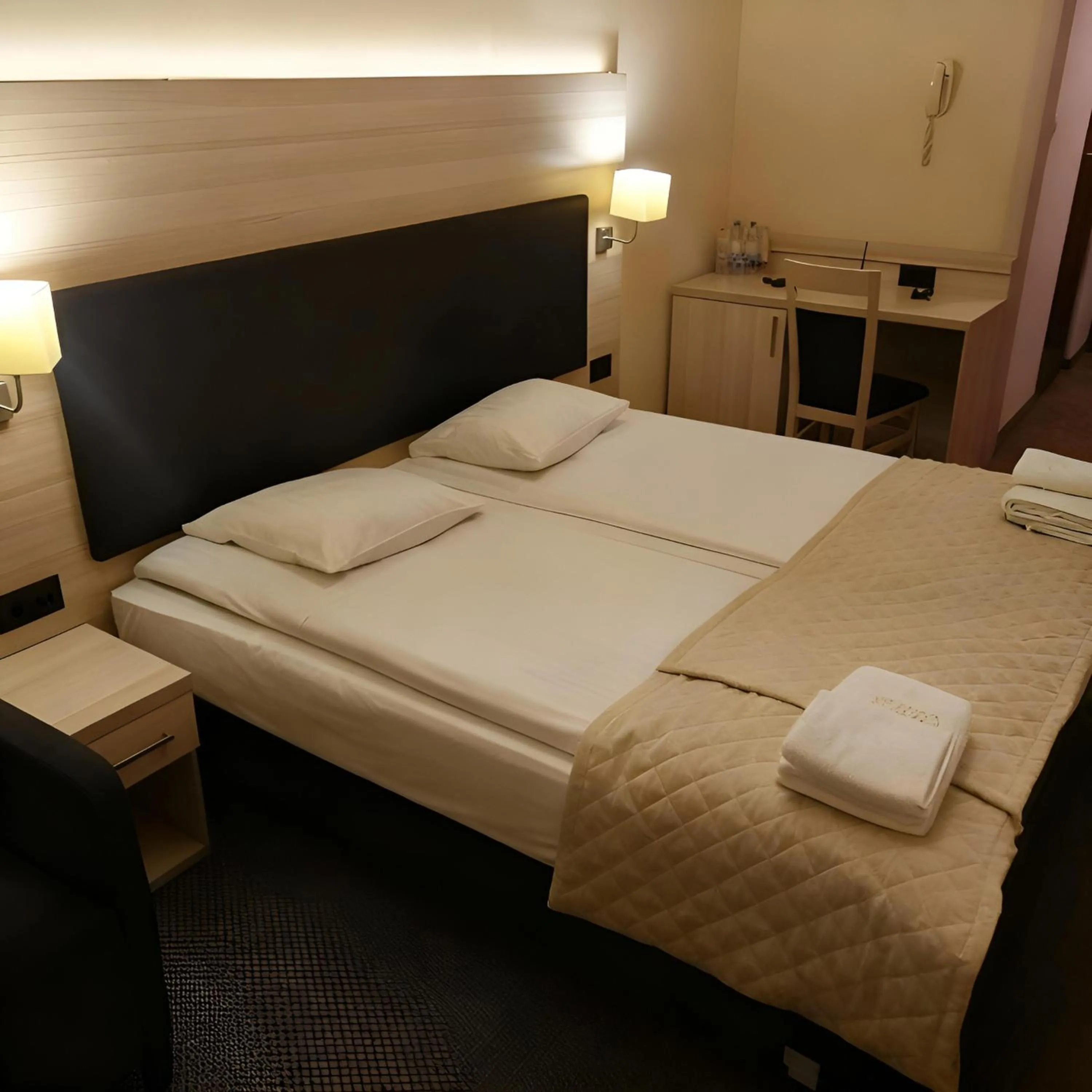 Bed in Spa Hotel Gloria Przemyśl