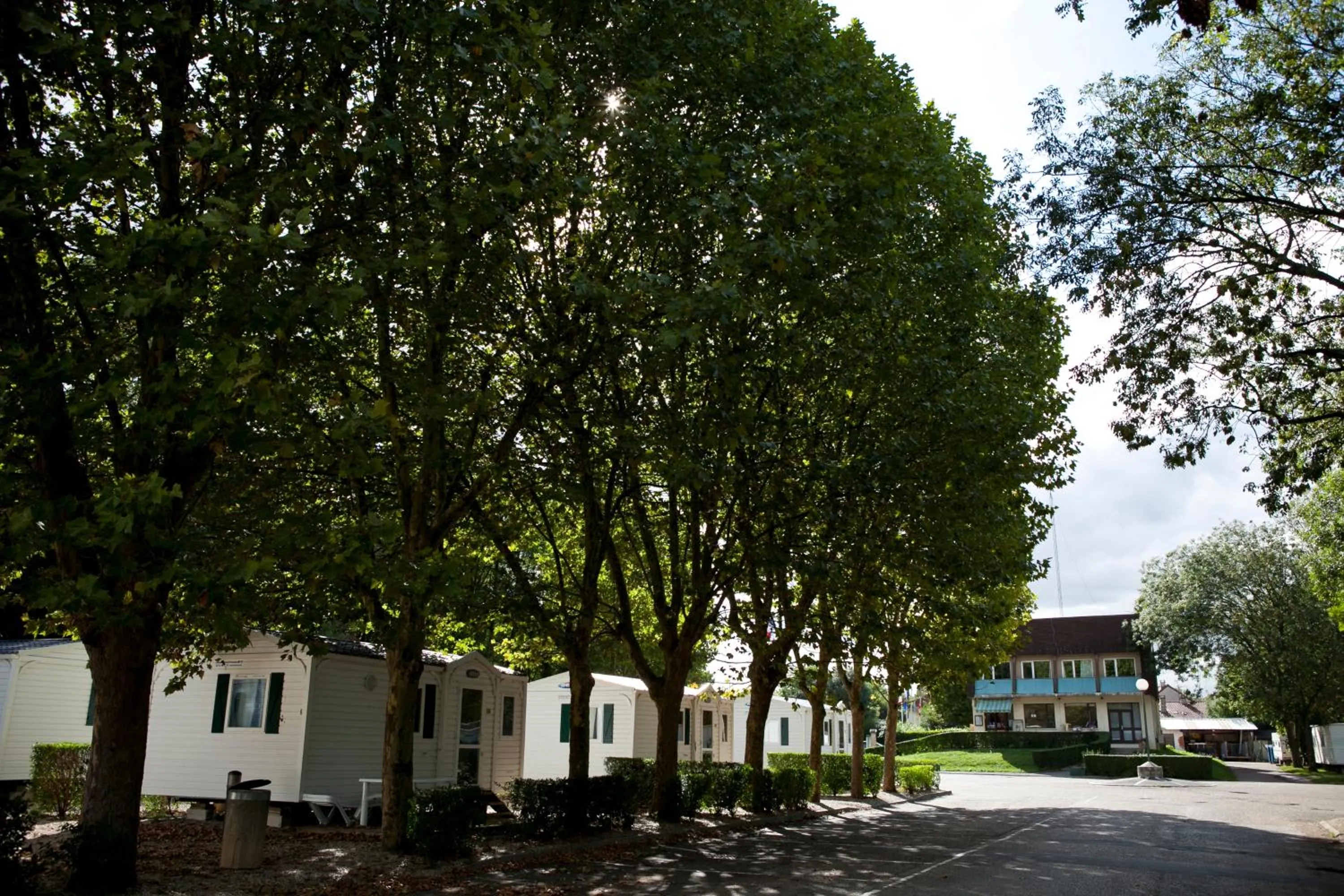 Facade/entrance in Camping Paris-Est