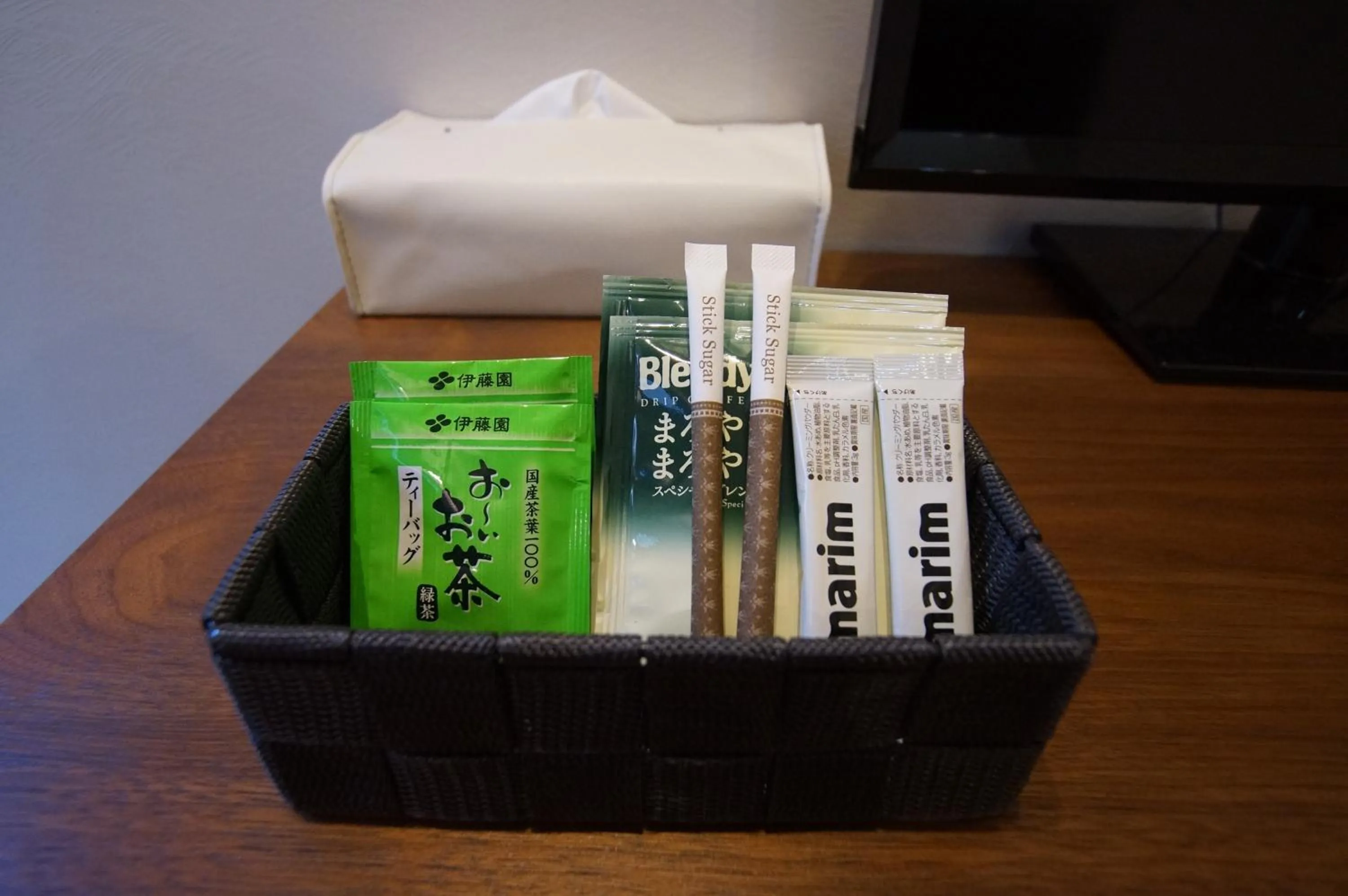 Food and drinks in KYOSTAY Iroha Toji Main