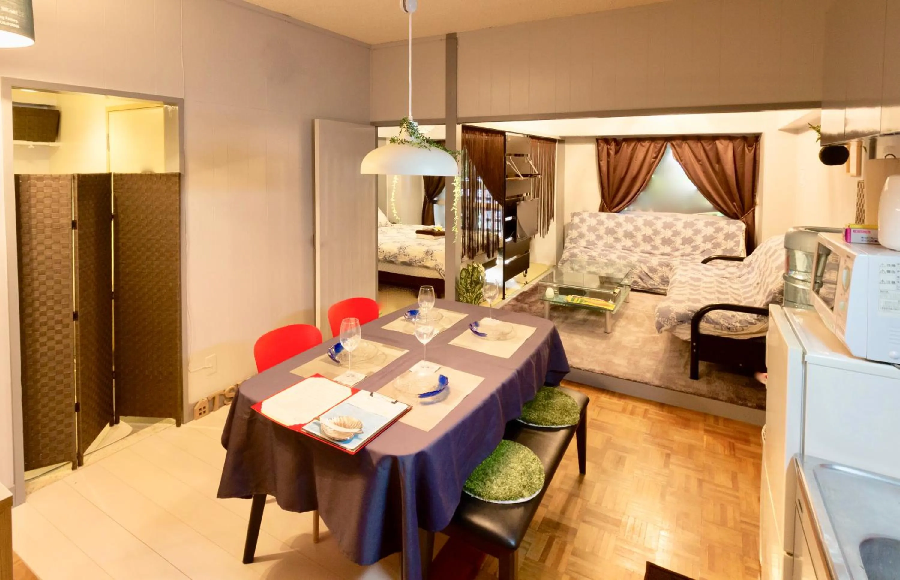 Kitchen or kitchenette, Bed in Holiday Homes TSUBOYA 202