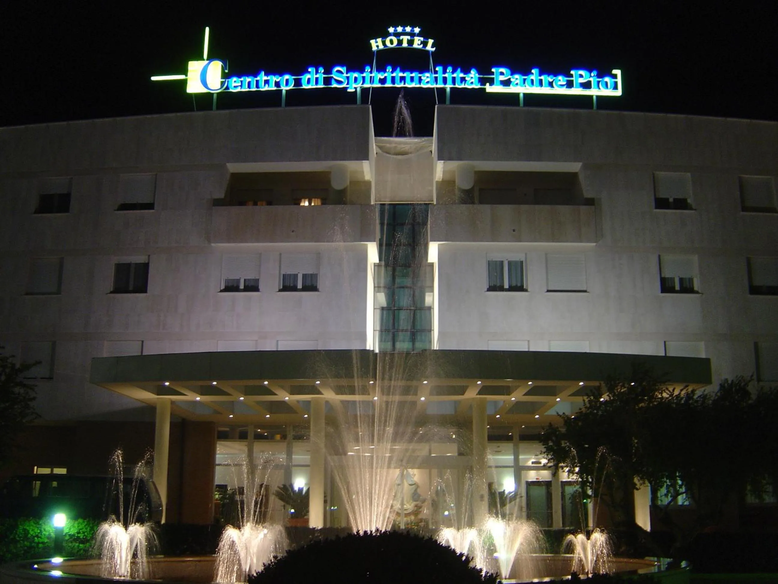 Property building in Hotel Centro di Spiritualità Padre Pio