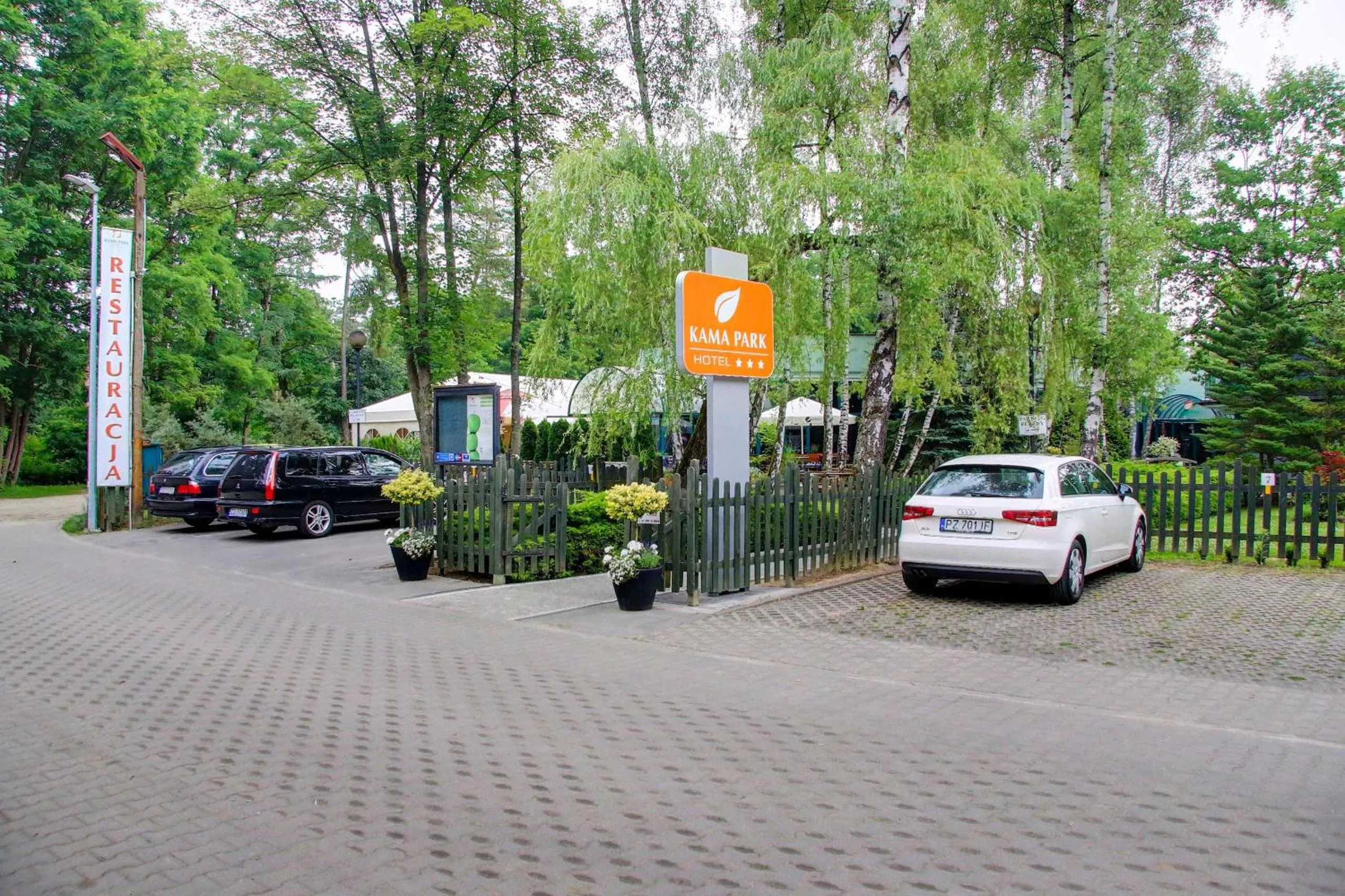 Street view in Hotel Kama Park