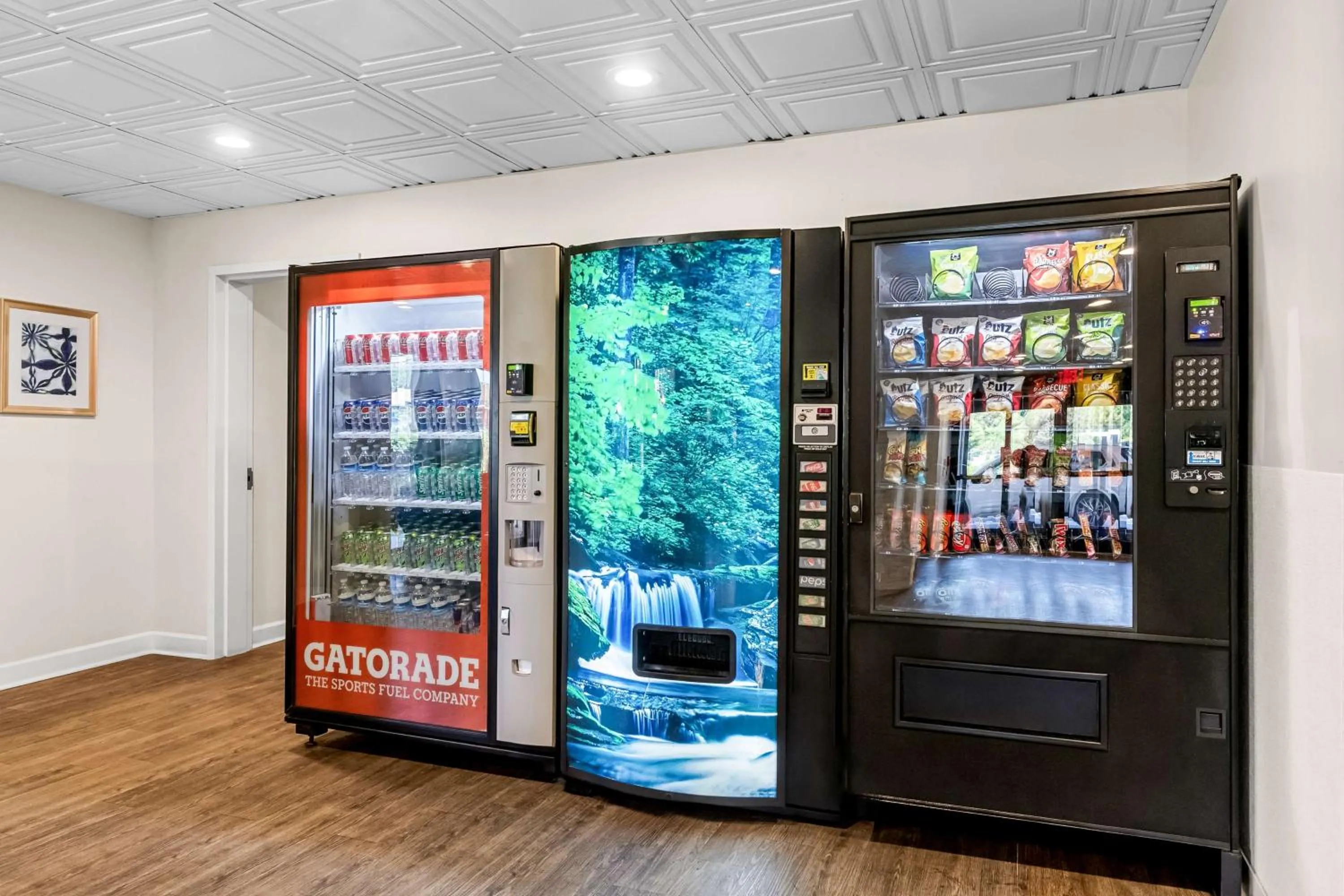 Property building in SureStay Plus Hotel by Best Western Southern Pines Pinehurst