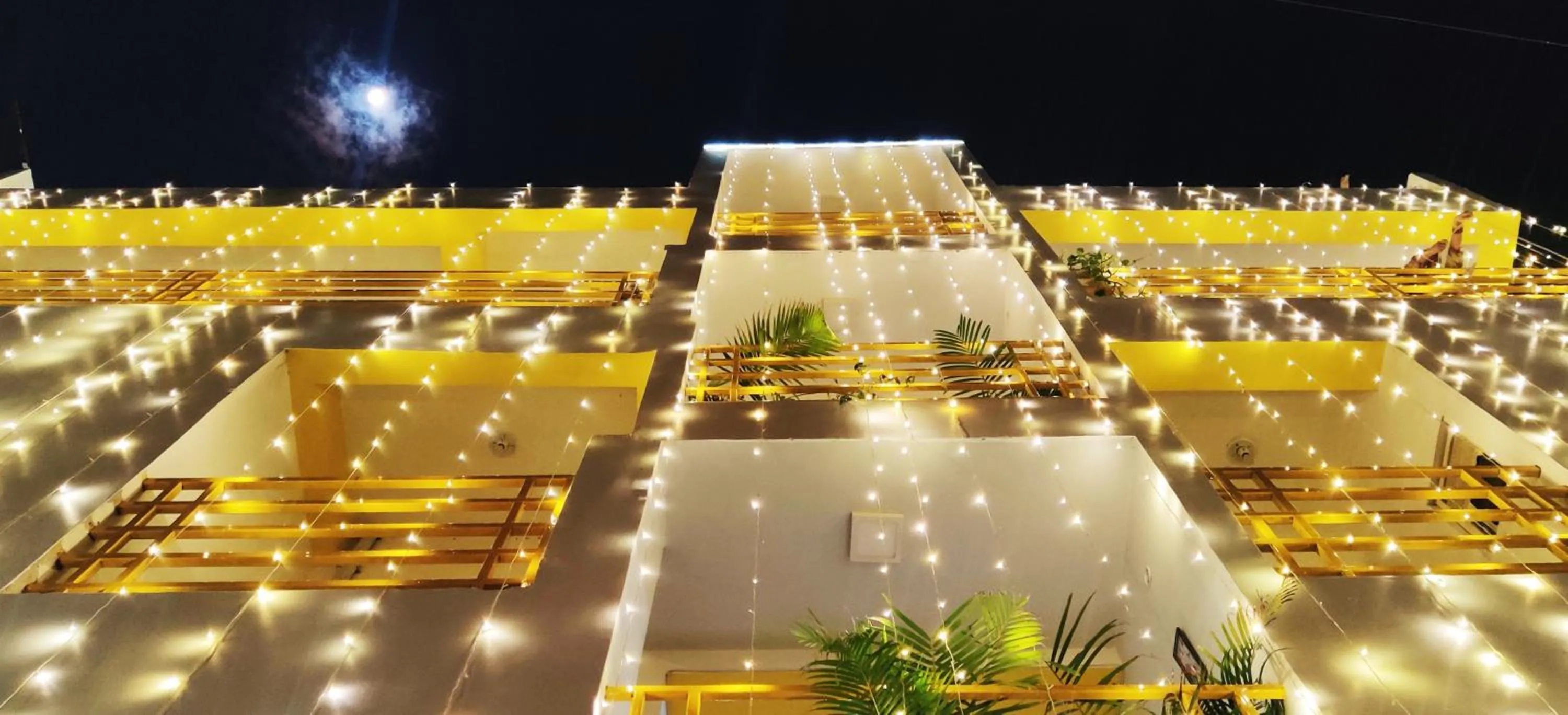 Night in The White Canyon