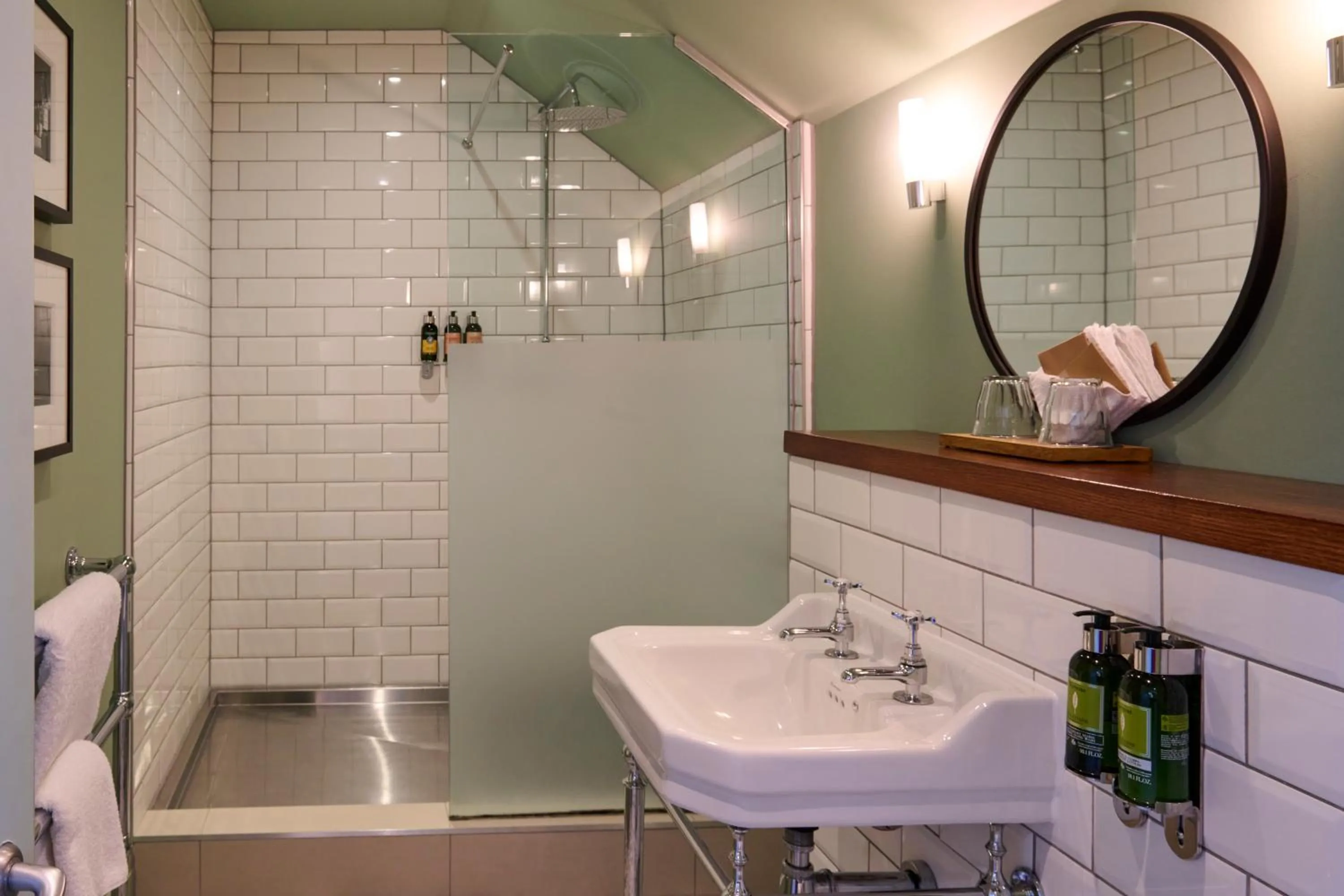 Shower in Hotel du Vin Cheltenham