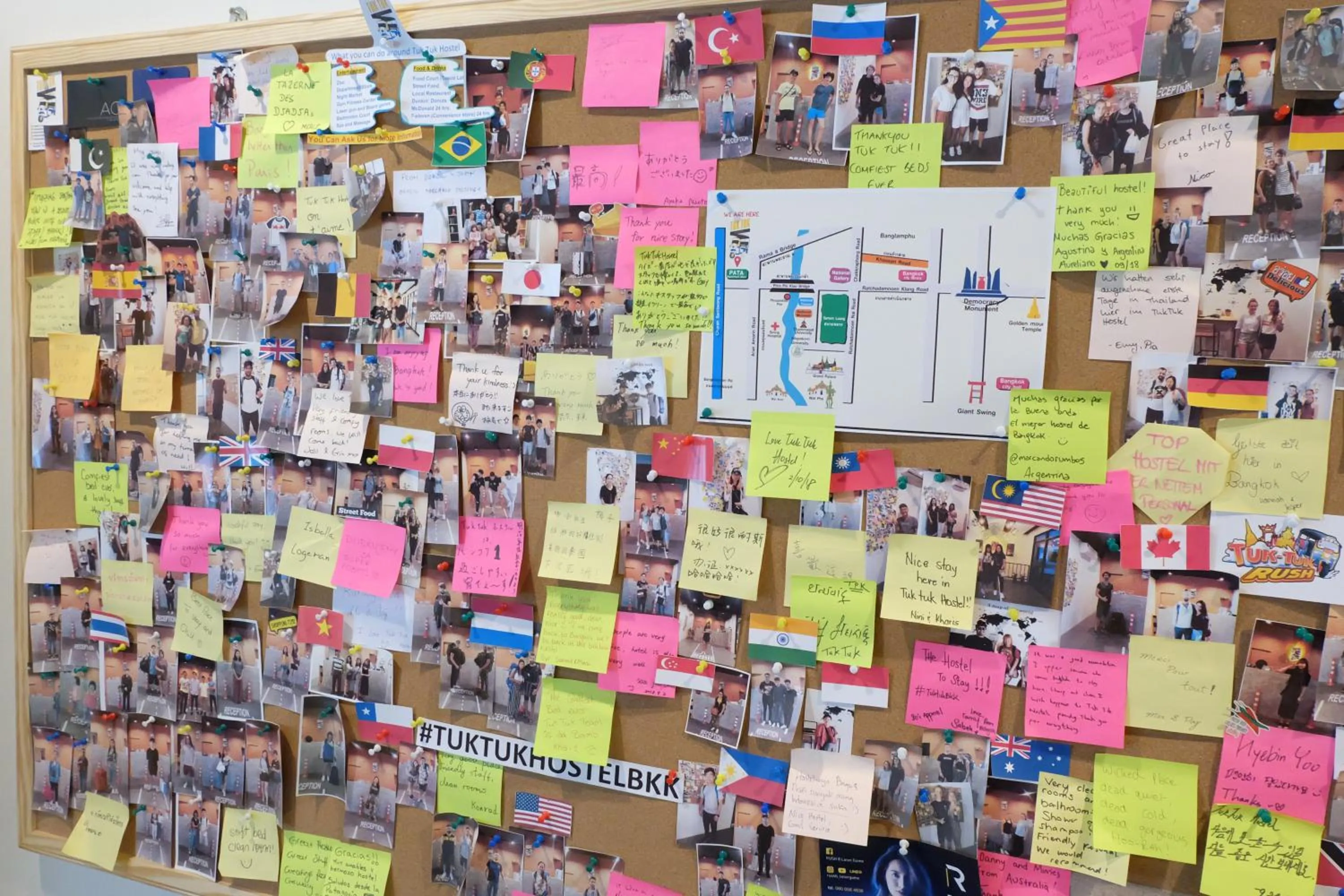 Lobby or reception in Tuk Tuk Hostel