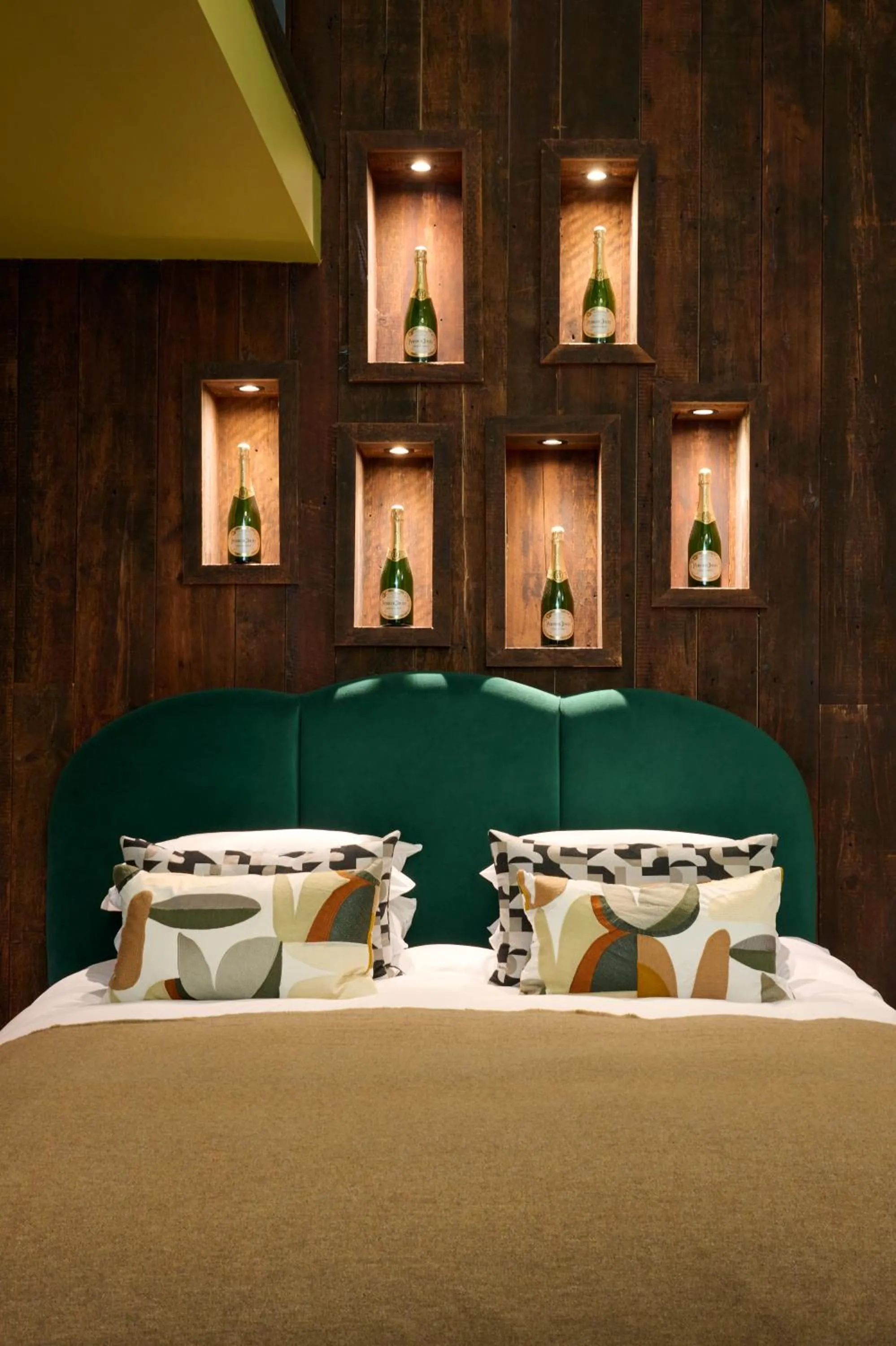 Bedroom, Bed in Hotel du Vin Bristol