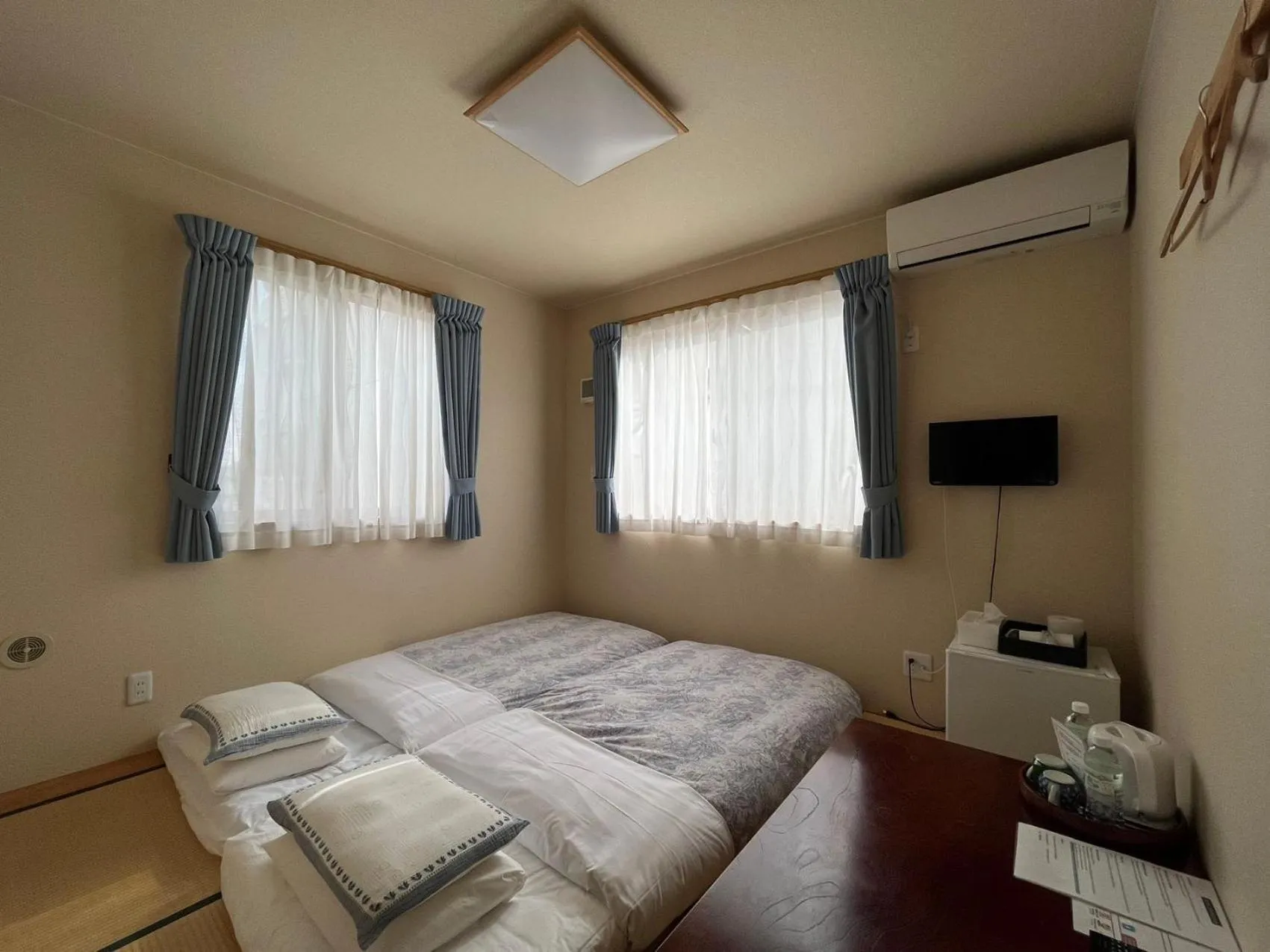 Bed in Karin doo Hotel