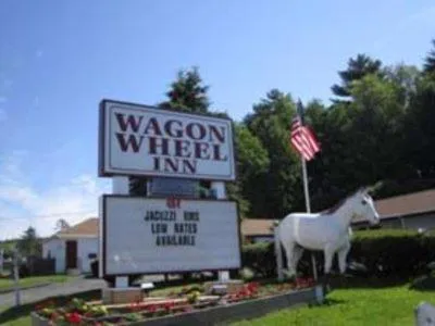 Day in Wagon Wheel Inn