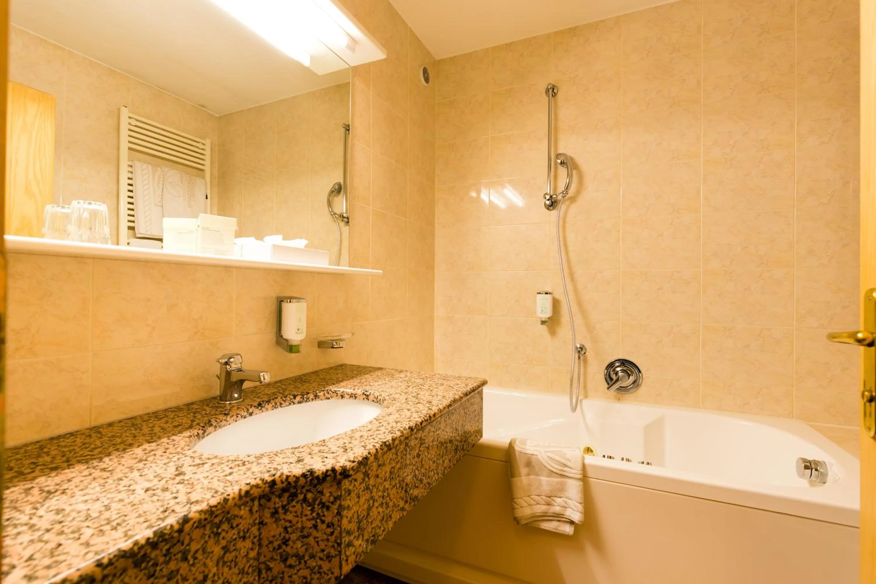 Bathroom in Hotel Schneeberg FAMILY SPA RESORT