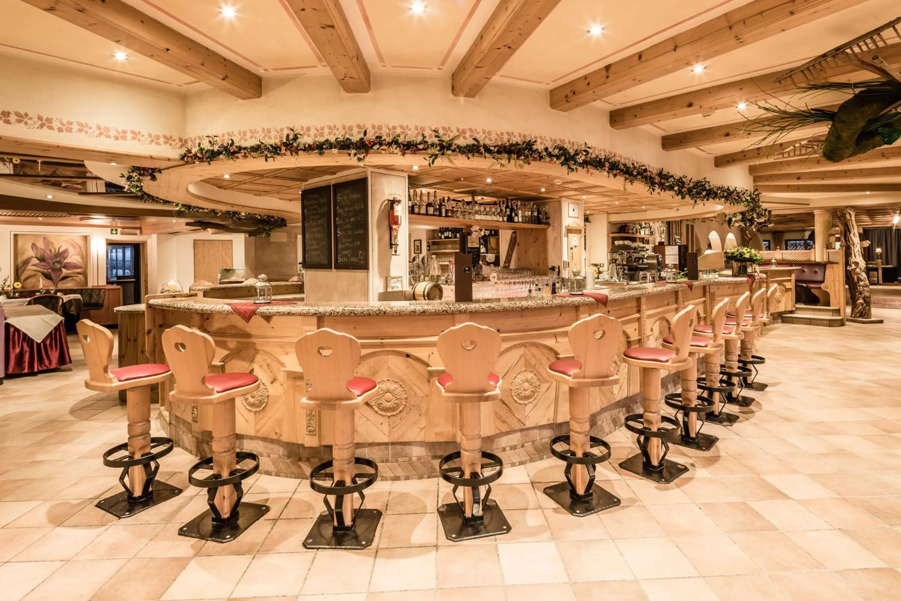 Lounge or bar in Hotel Schneeberg FAMILY SPA RESORT