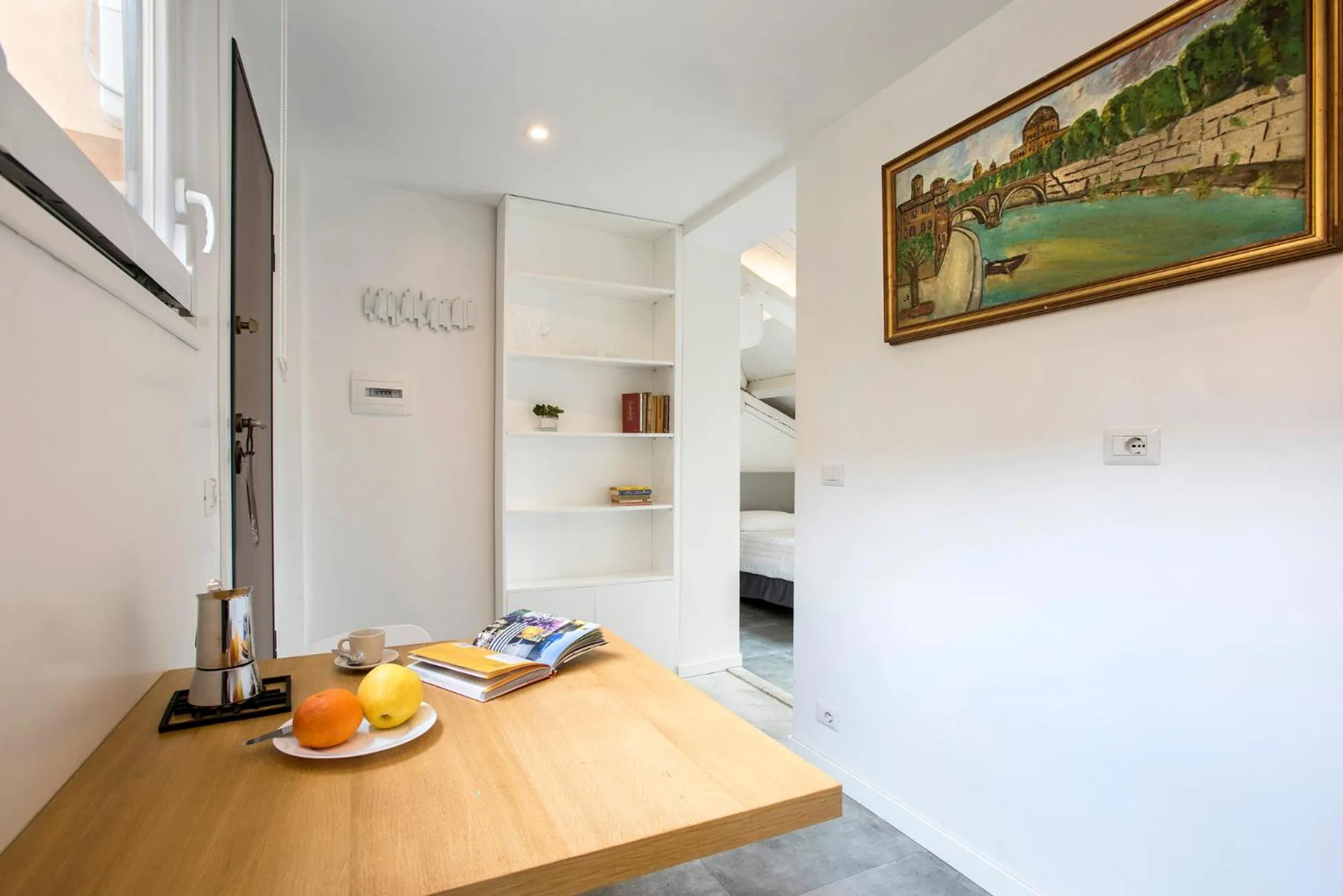 Facade/entrance in Gonfalone 6