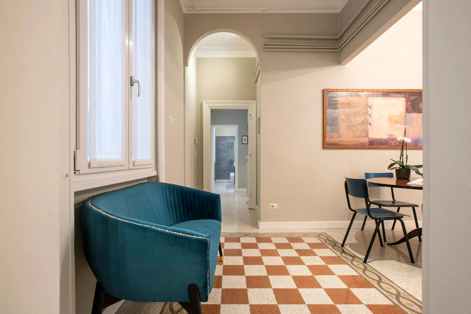 Photo of the whole room in Gonfalone 6