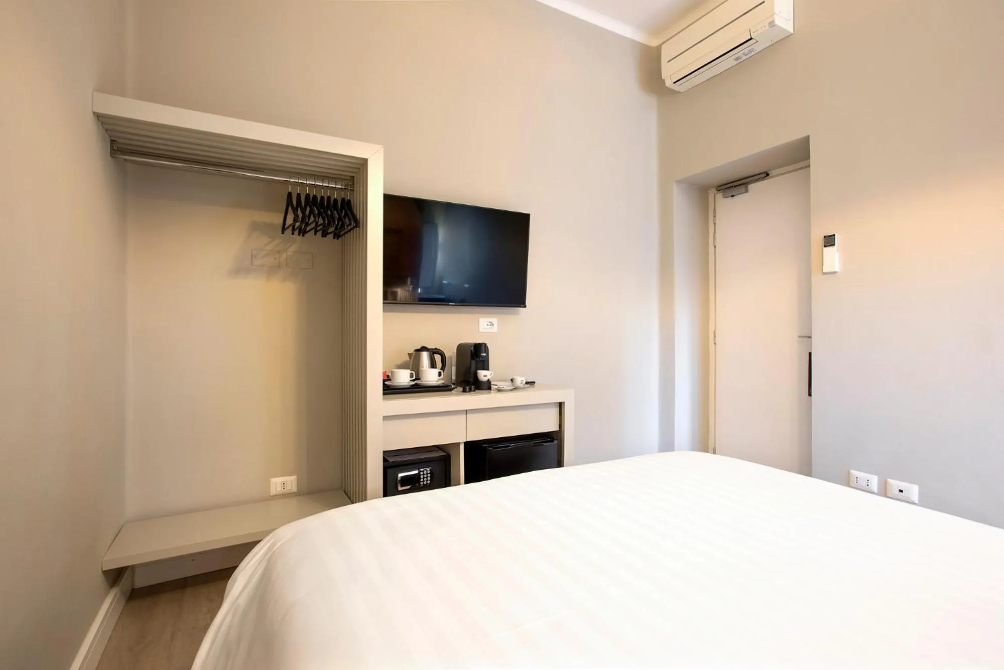 TV and multimedia, Bed in Gonfalone 6