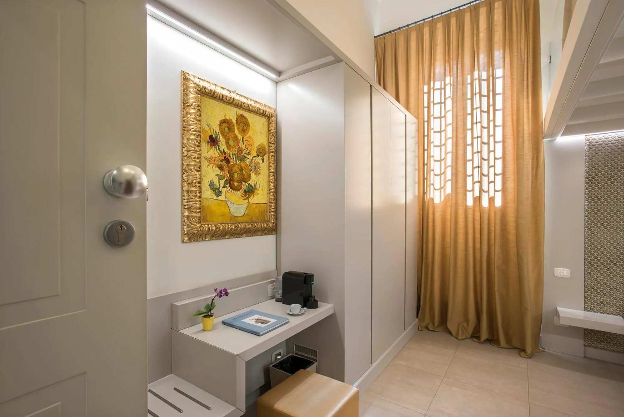 Coffee/tea facilities in Gonfalone 6